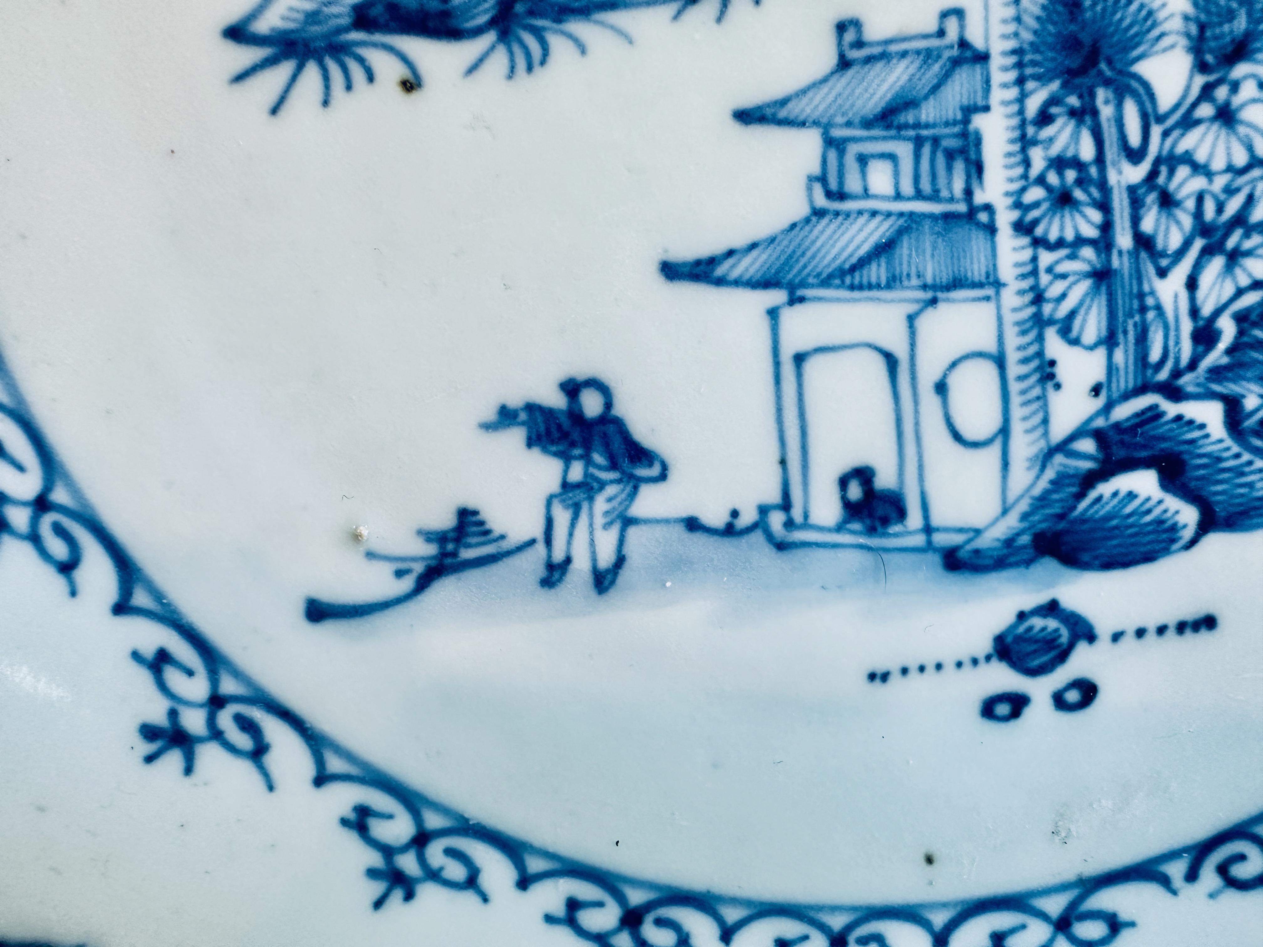 Paar große „Leaping Boy“-Teller aus dem Nanking Cargo-Schiffswreck im Angebot 7