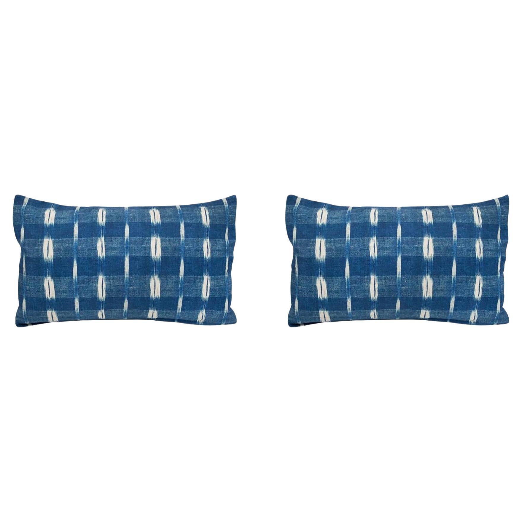 Paire de grands coussins d'oreillers en lin - motif indigo flamme - fabriqué à Paris en vente