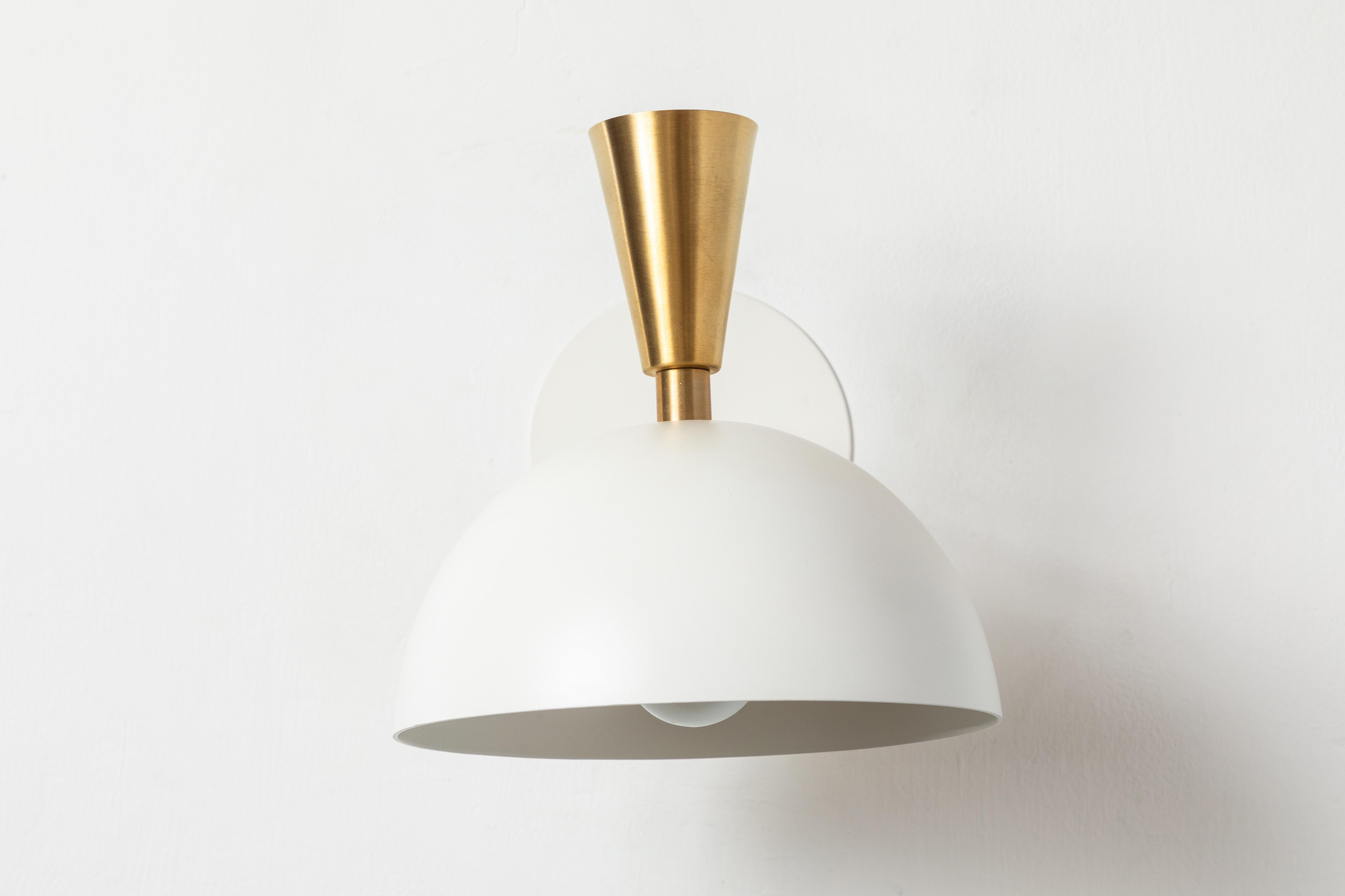 Contemporary Pair of Large 'Lola II' Sconces in White Metal and Brass For Sale