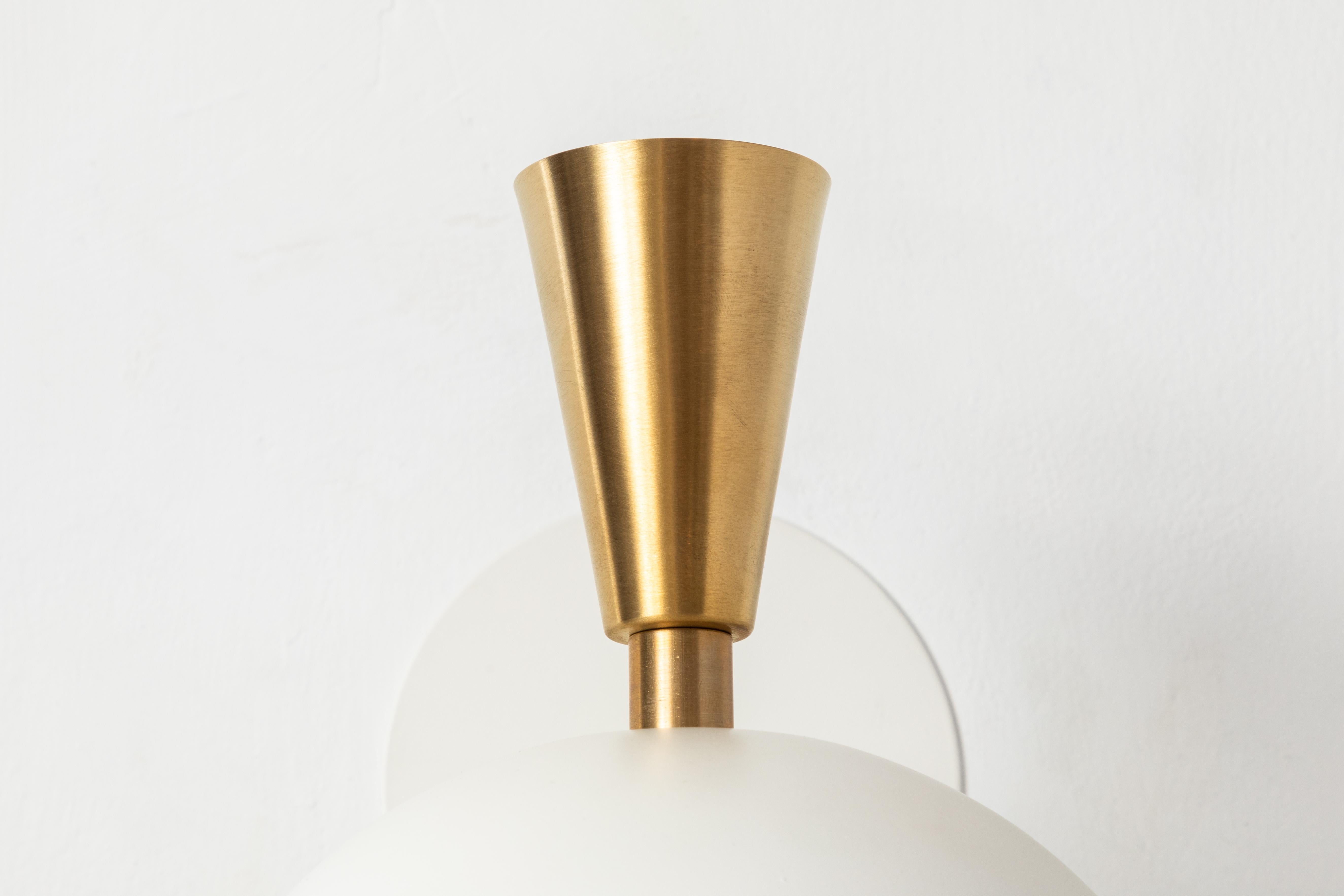 Pair of Large 'Lola II' Sconces in White Metal and Brass For Sale 2