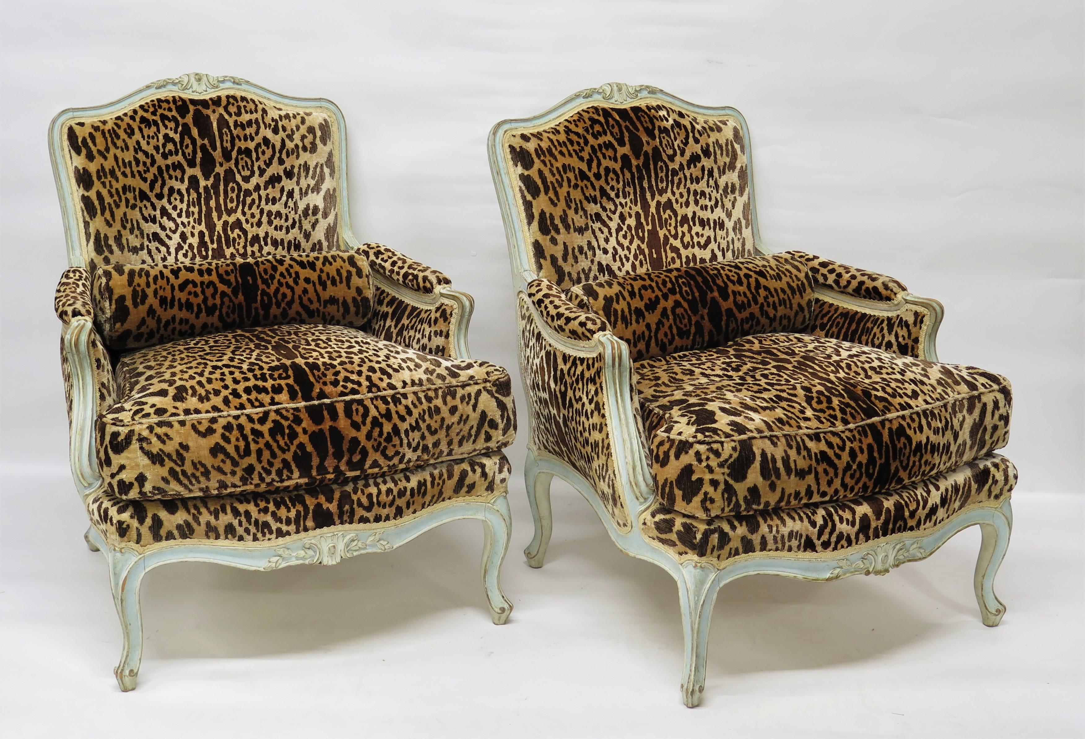 Pair of Large Louis XV-Style Bergères in Vintage Leopard Silk Velvet 6