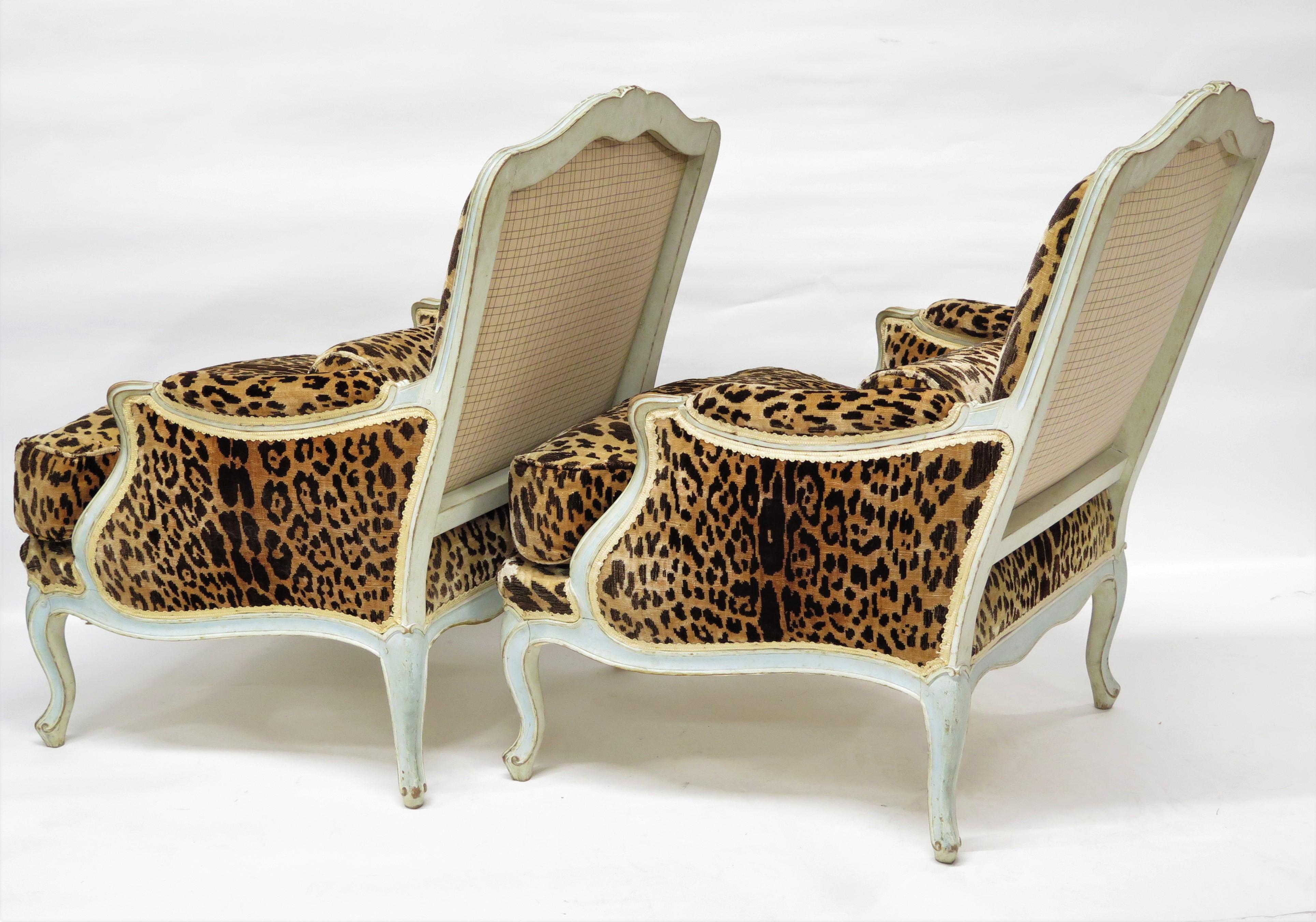 Pair of Large Louis XV-Style Bergères in Vintage Leopard Silk Velvet 10