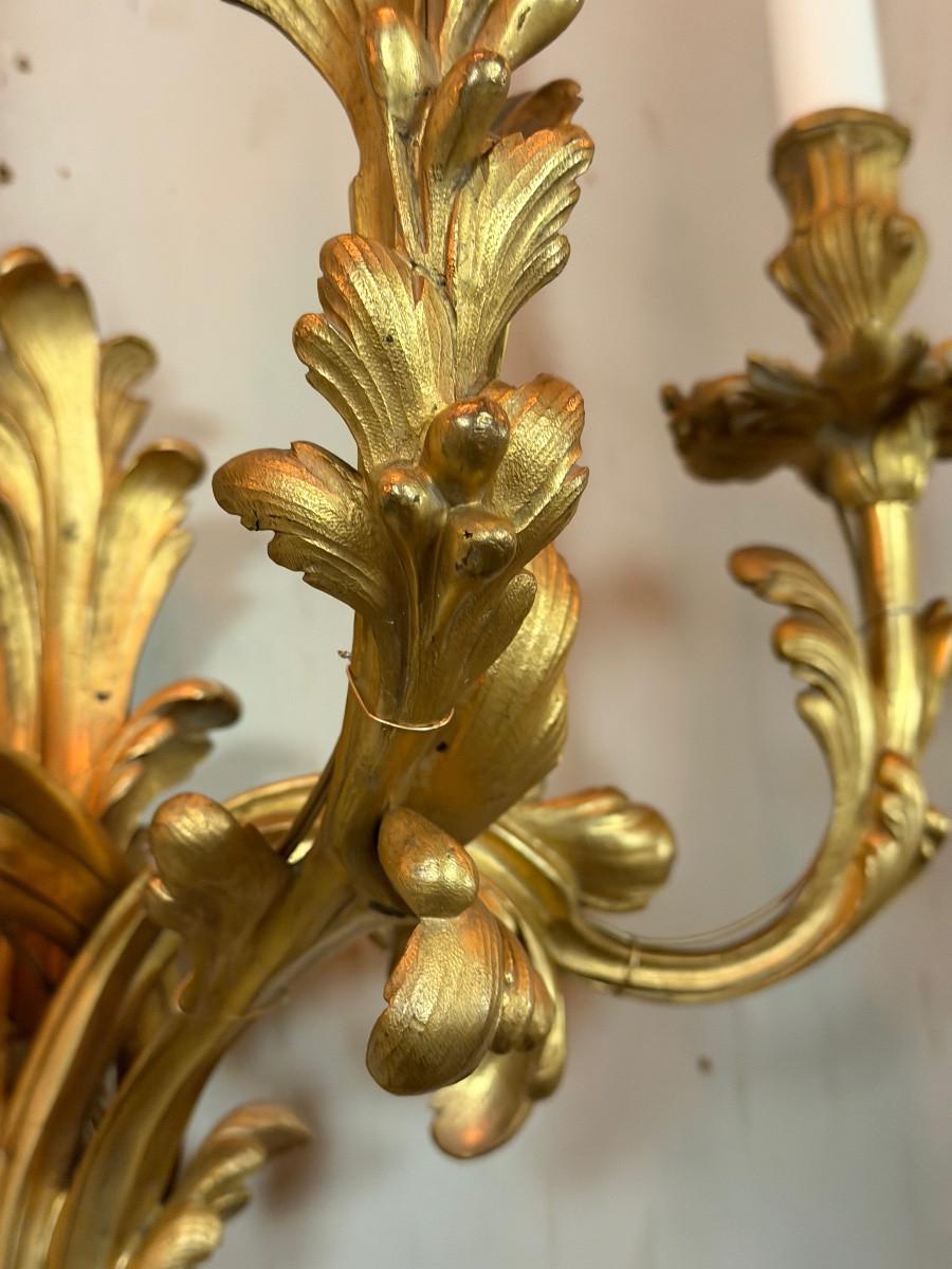 Francese Pair of large Louis XV style wall lights, circa 1880 in vendita