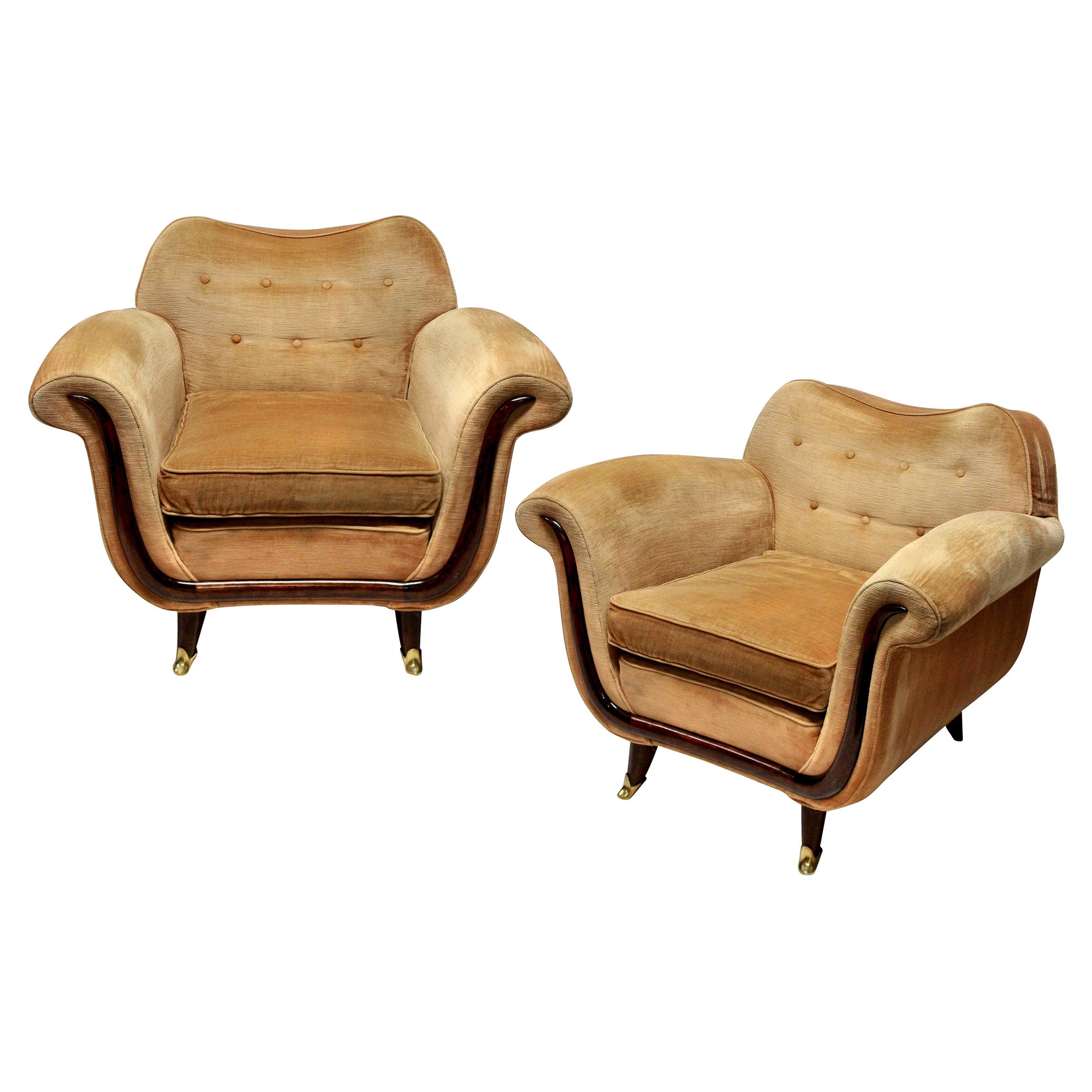 Pair of Large Lounge Chairs by Guglielmo Ulrich