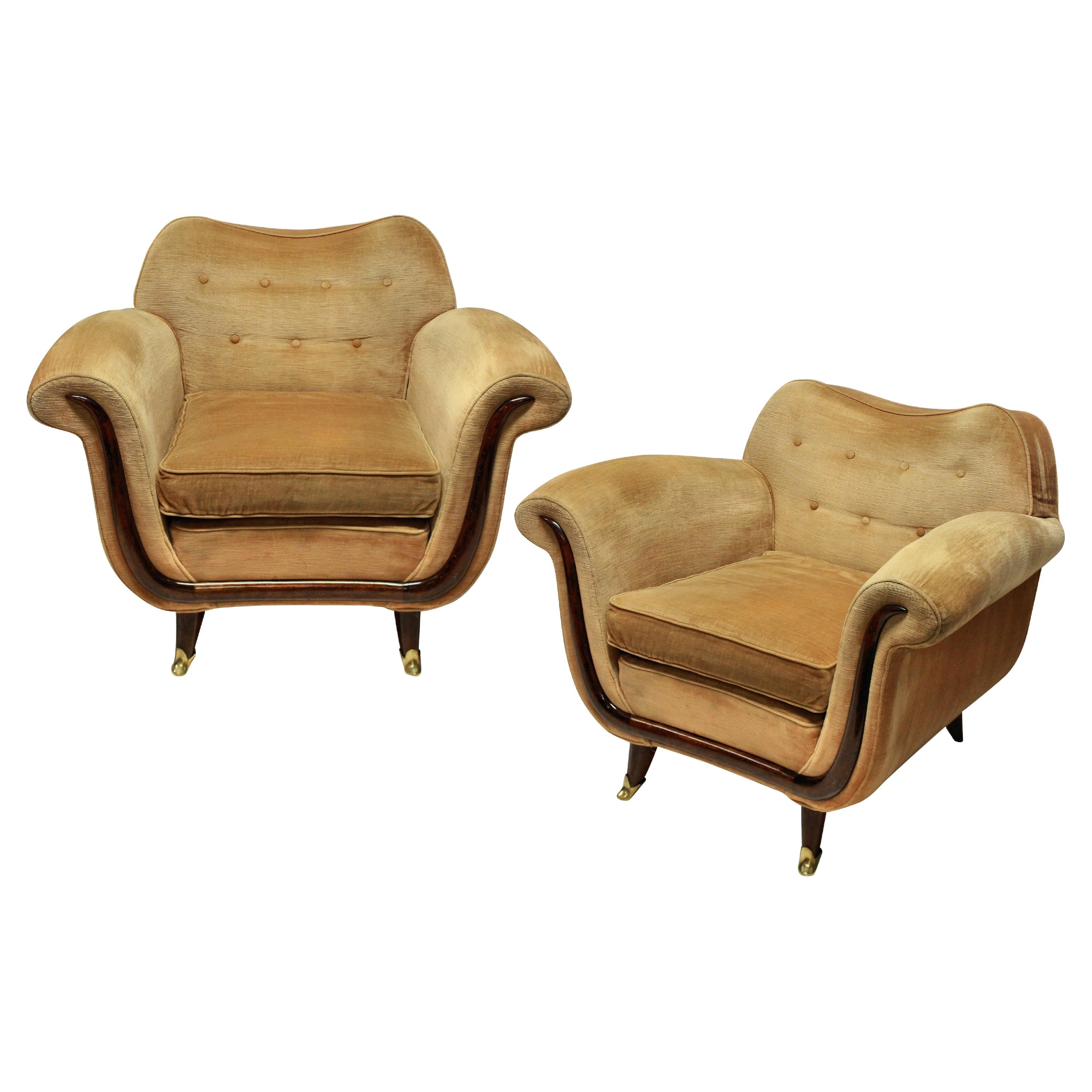 Pair of Large Lounge Chairs by Guglielmo Ulrich