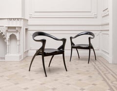 Poltrone grandi in mogano modello Ode À La Femme di Olivier De Schrijver