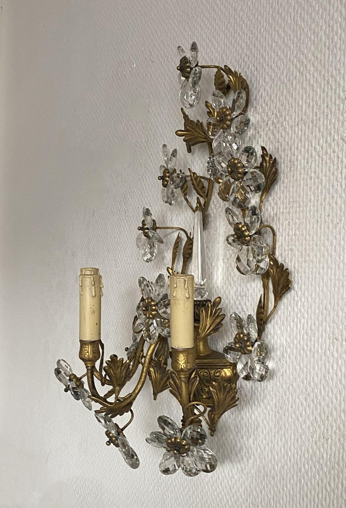 Faceted Pair of Large Maison Baguès Wrought Iron Crystal Flower Wall Sconces, 1930s For Sale