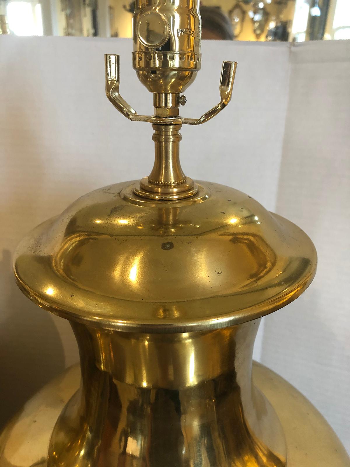 Pair of Large Mid-20th Century Urn Shaped Brass Lamps 4