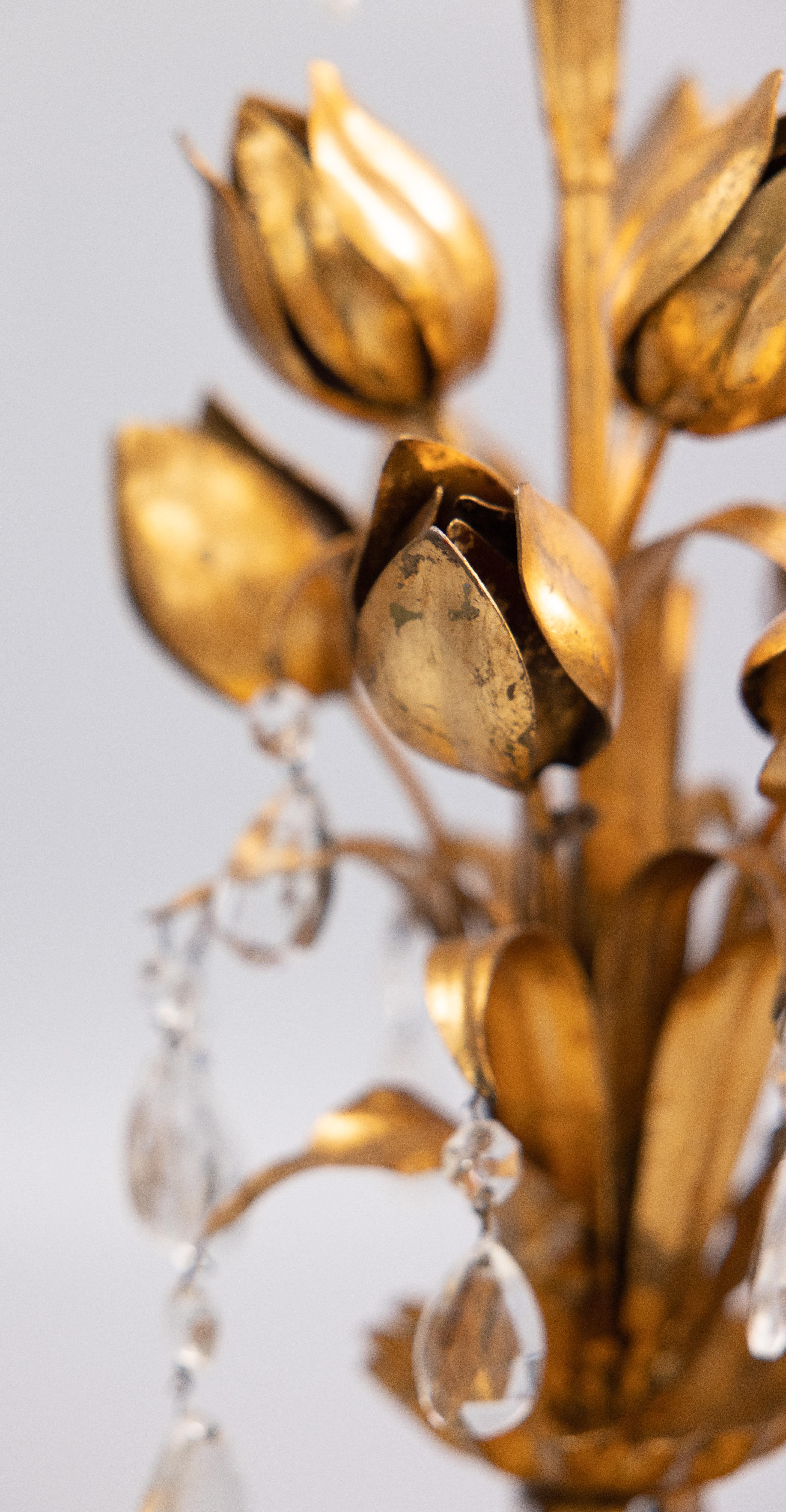 Pair of Large Mid-Century Italian Florentine Gold Gilt Tole & Crystals Lamps In Good Condition In Pearland, TX