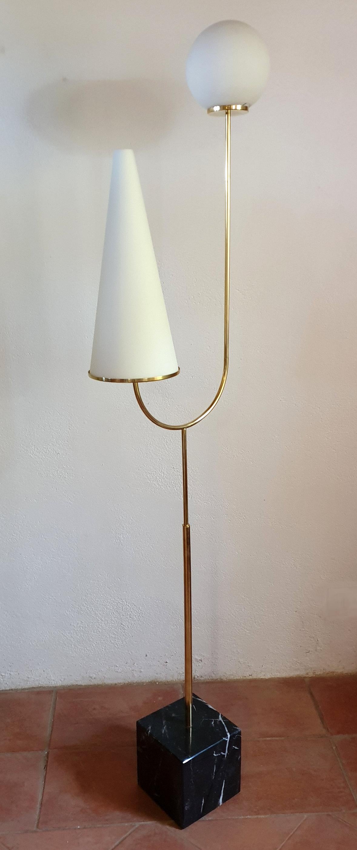 Pair of Large Mid-Century Modern Marble, Brass & Glass Floor Lamps, Italy, 1960s In Excellent Condition In Dallas, TX