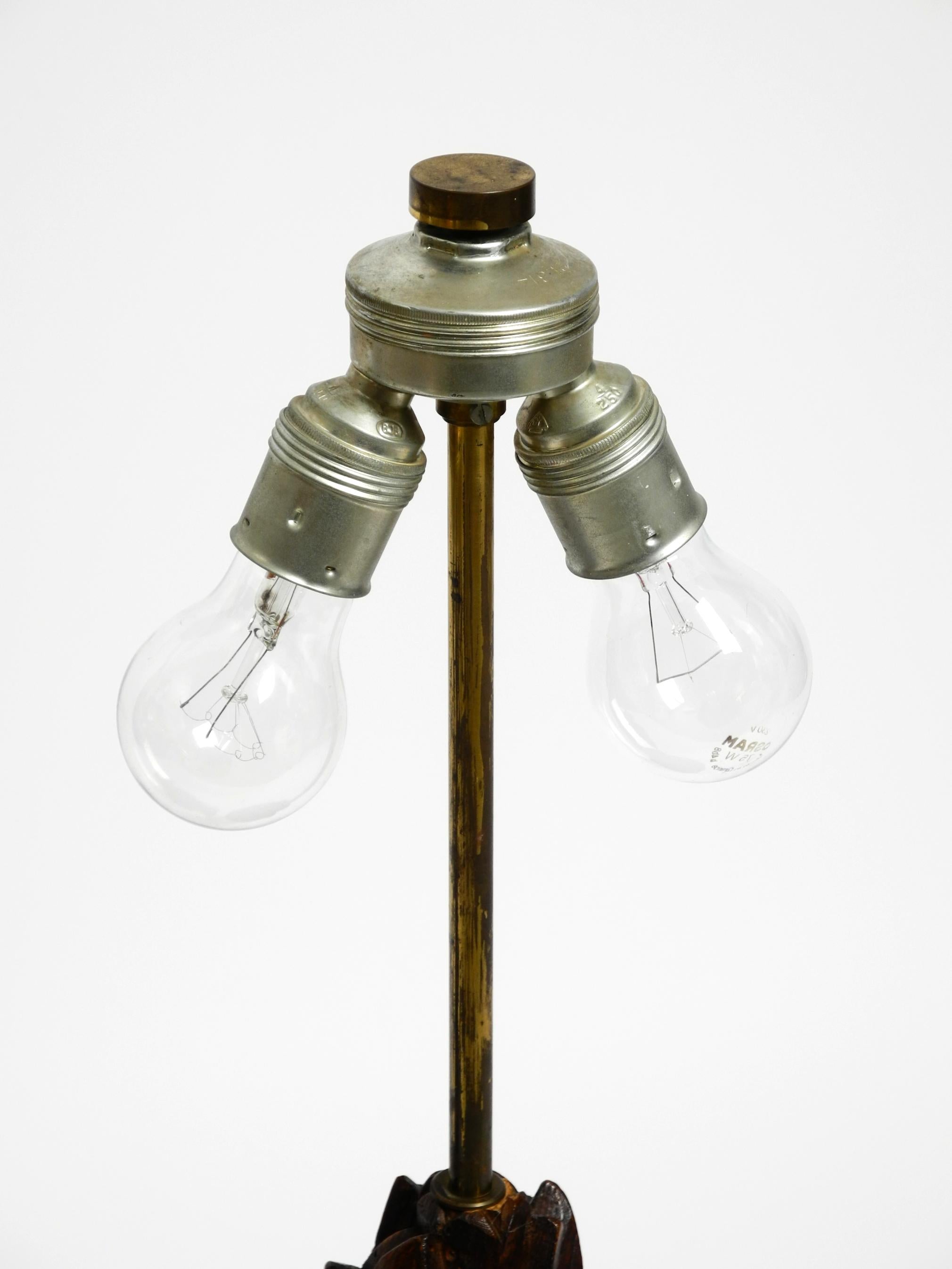 Pair of large Mid Century Modern Pineapple table lamps made of stained pinewood en vente 5
