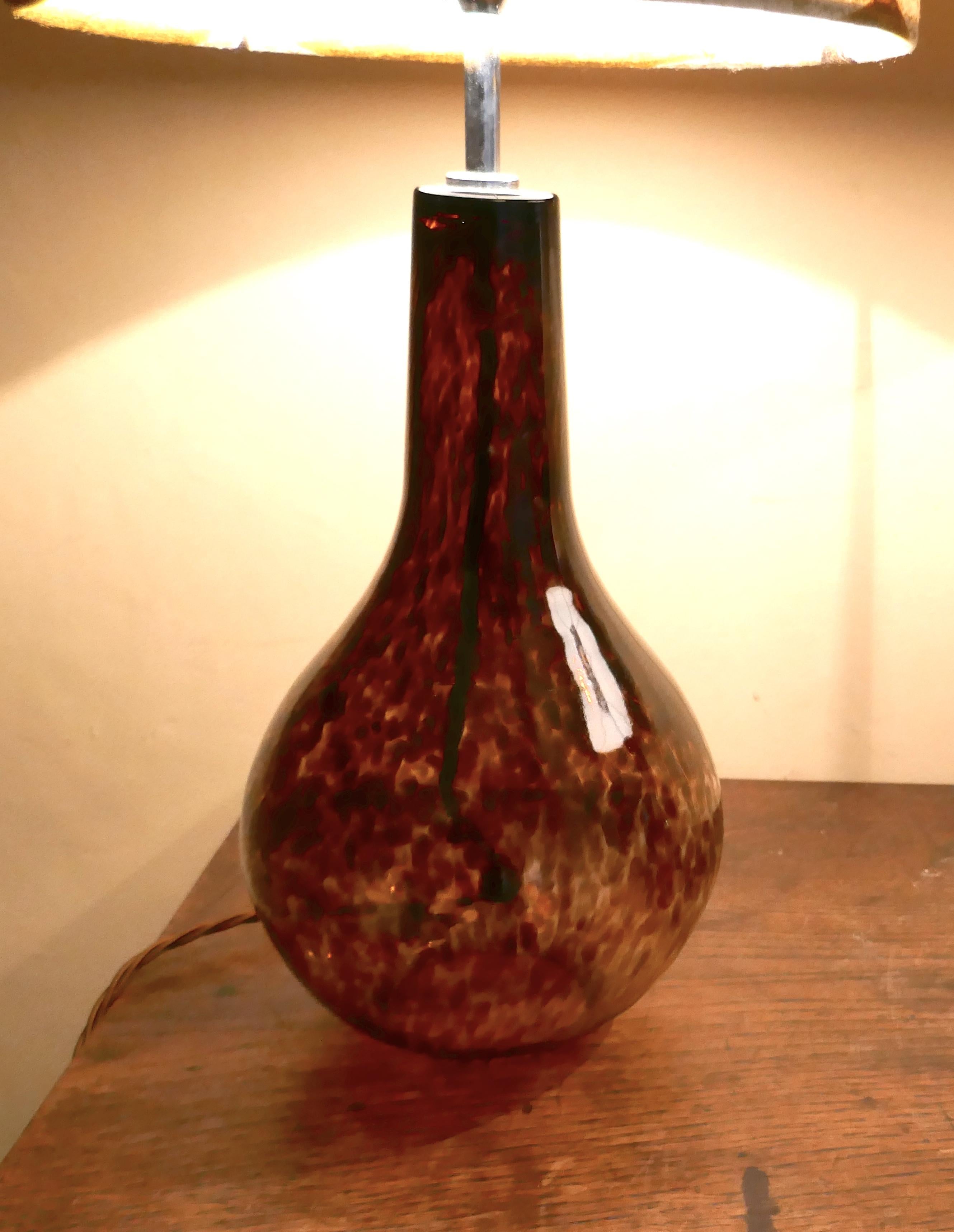 Pair of Large Mid-Century Modern Splatter Glass Lamps with Retro Lamp Shades In Good Condition In Godshill, Isle of Wight