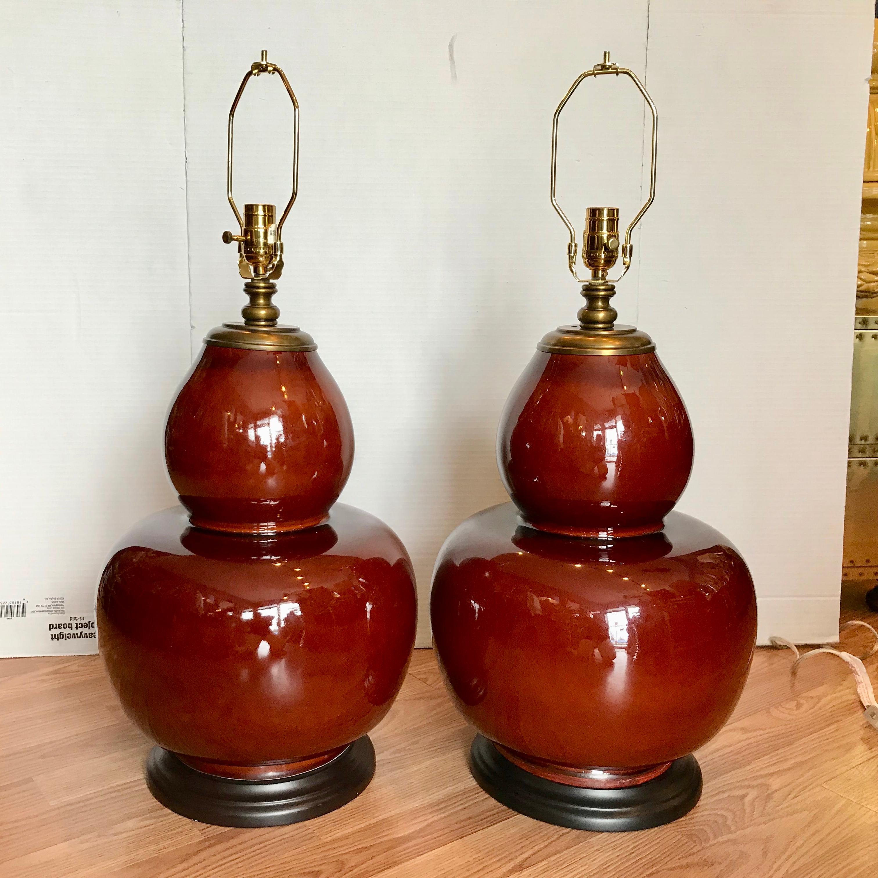 Pair of Large Midcentury Sang de Boeuf Lamps In Good Condition In West Palm Beach, FL