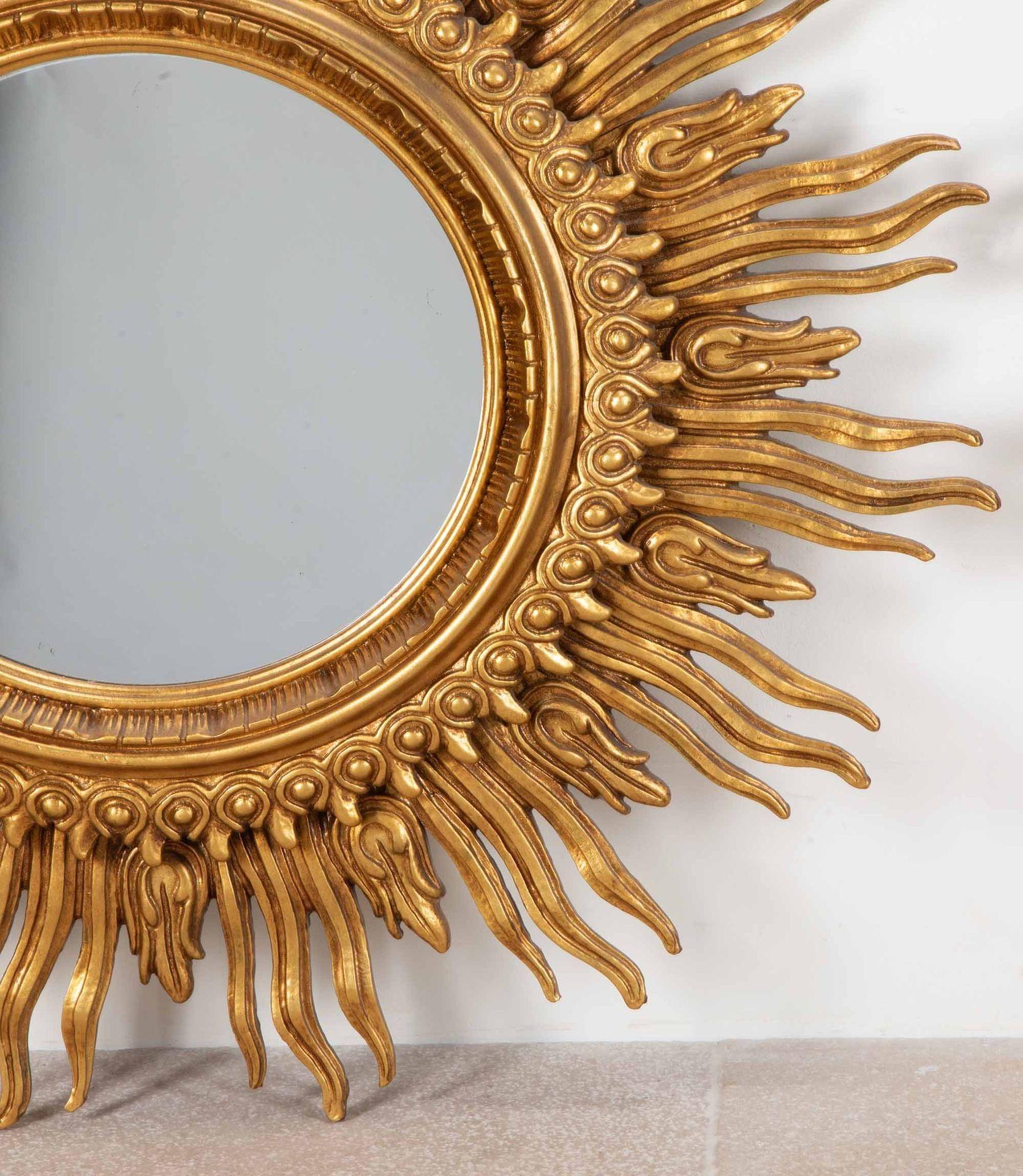 Pair of Large Mid-Century Spanish Sunburst Mirrors by Francisco Hurtado In Good Condition For Sale In Gloucestershire, GB