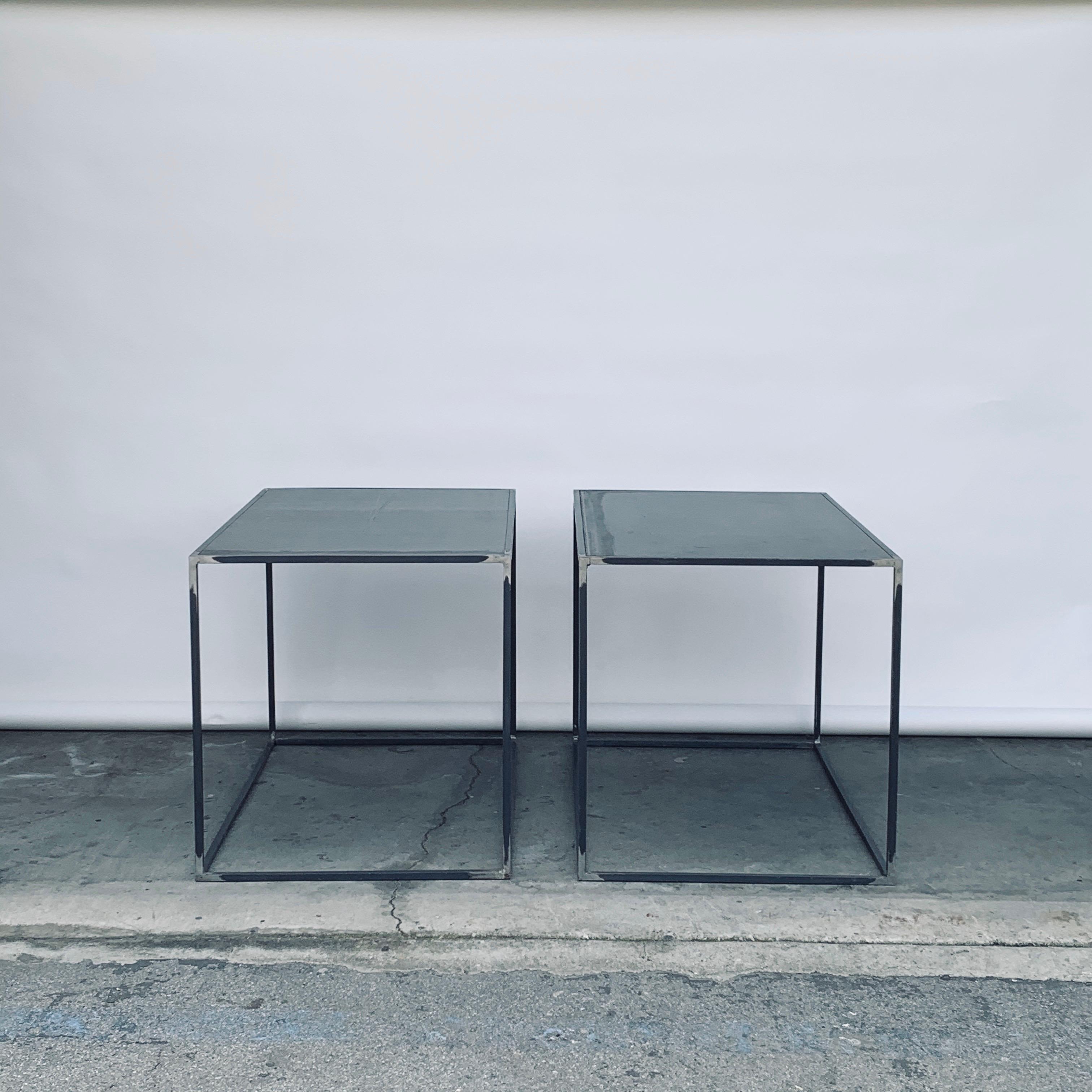 Pair of large 'Filiforme' patinated steel plate side or end tables by Design Frères. Inspired by the Wabi-Sabi Minimalist aesthetic philosophy updated by designers like Axel Vervoordt.