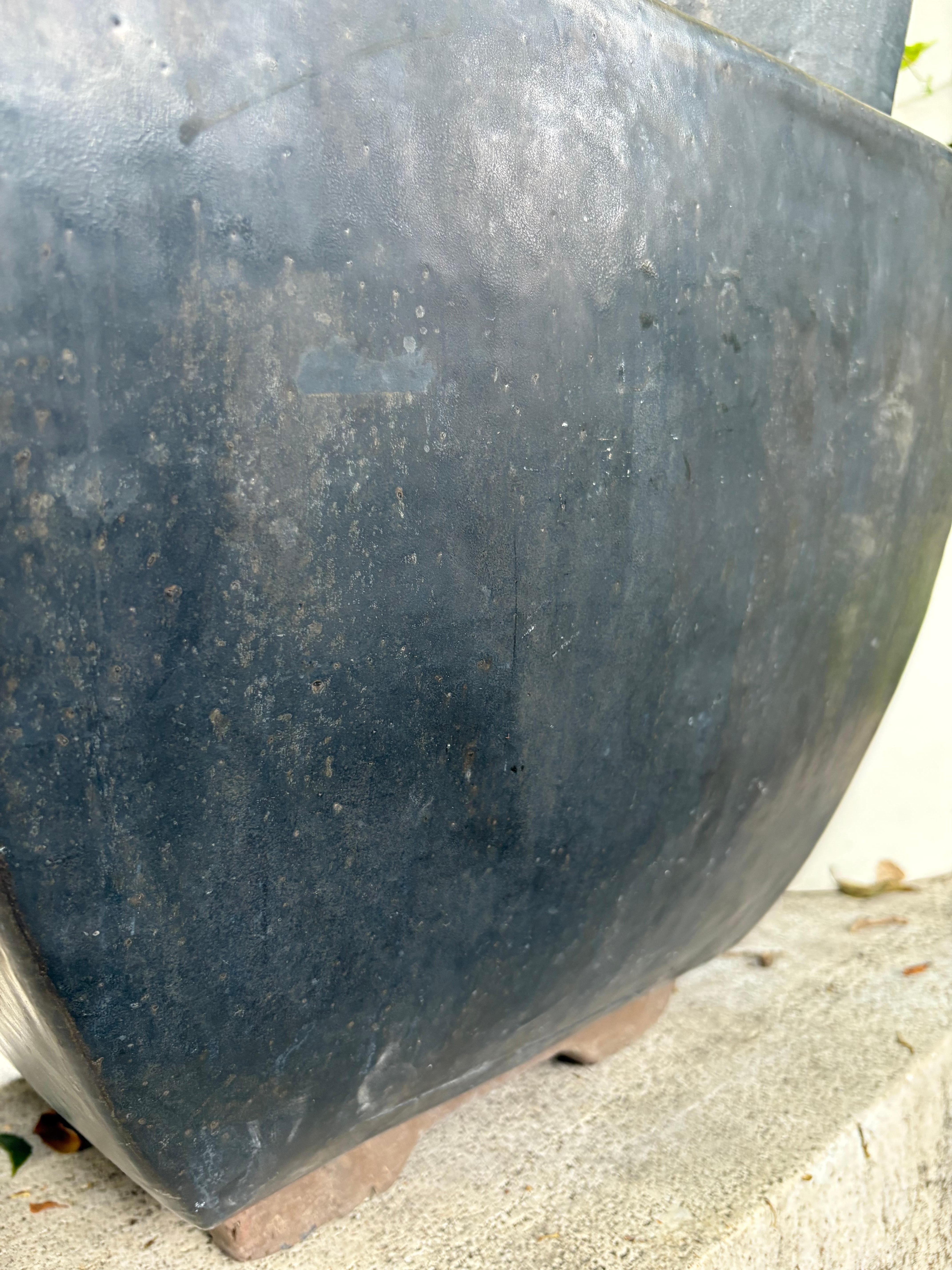 Pair of large minimalist modern cast iron planters with deep metallic glaze For Sale 2