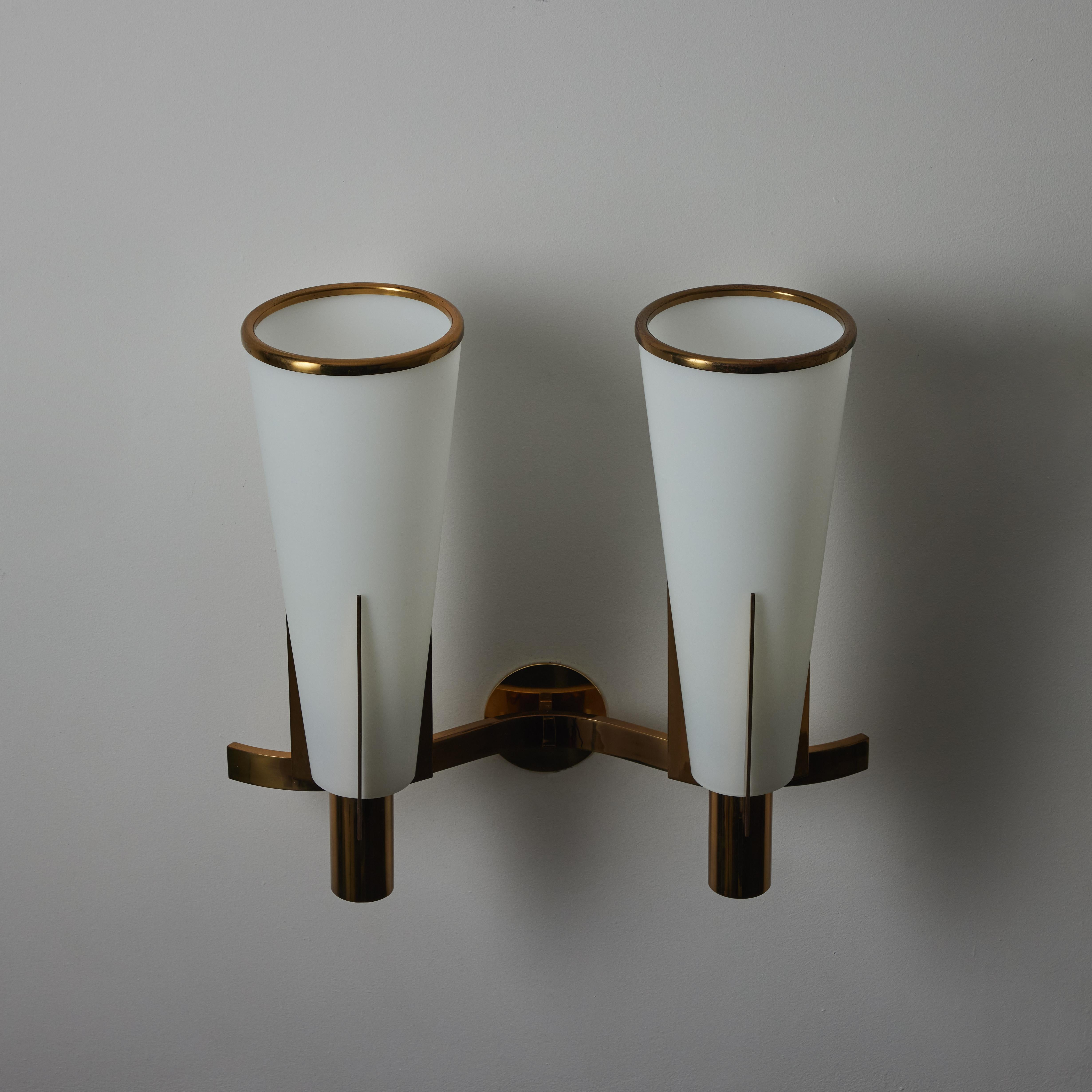 Mid-20th Century Pair of Large model 2021/2 Sconces by Stilnovo