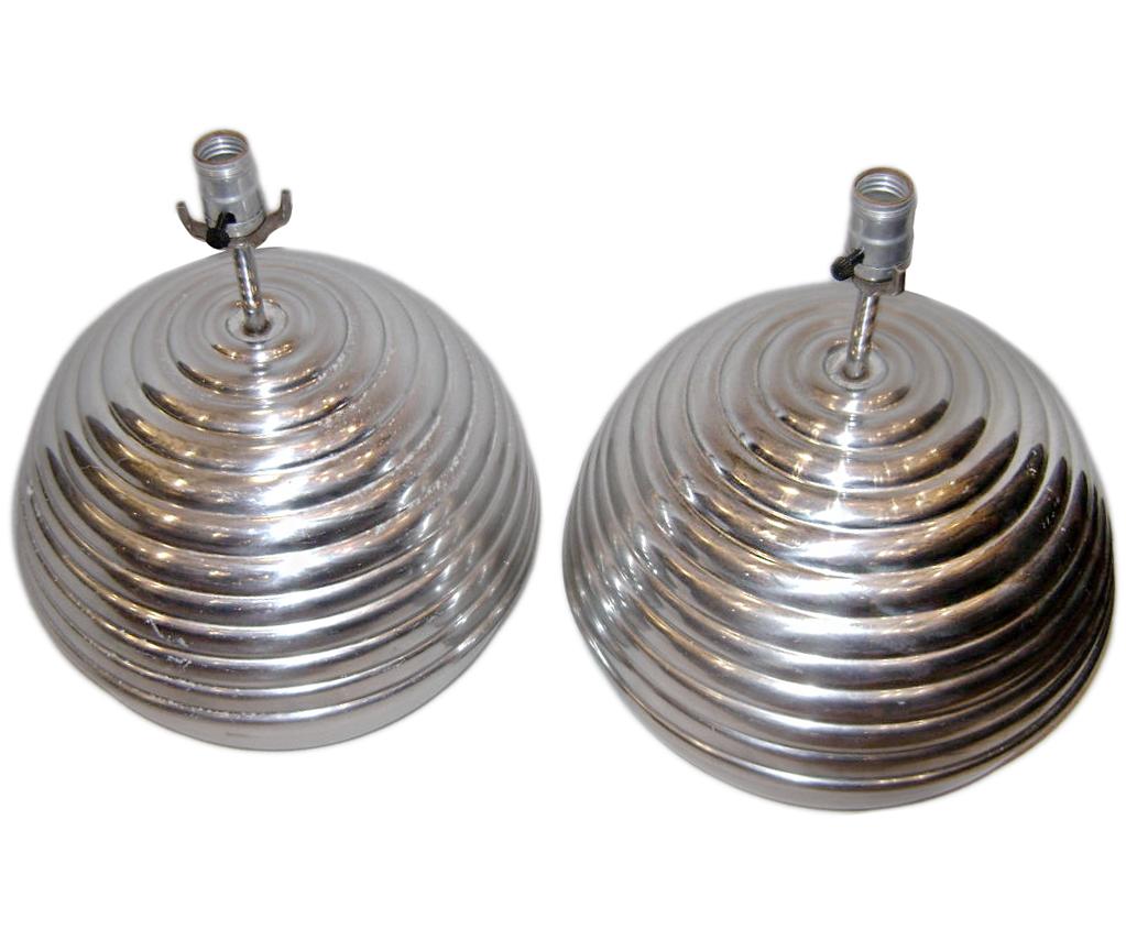 Pair of circa 1940s large French moderne lamps with nickel-plated finish.

Measurements:
Height of body 13.5