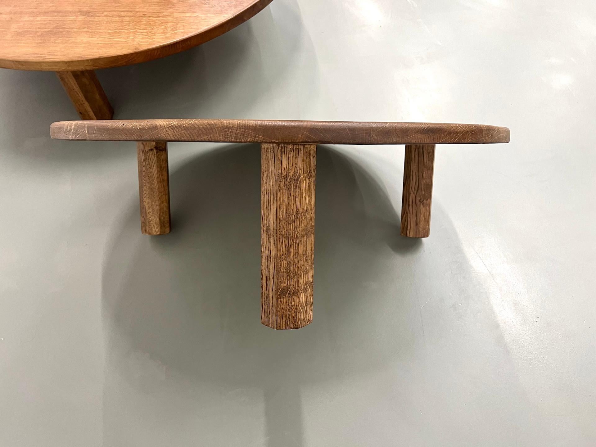 Pair of large modernist tripod french coffee tables in oak For Sale 6