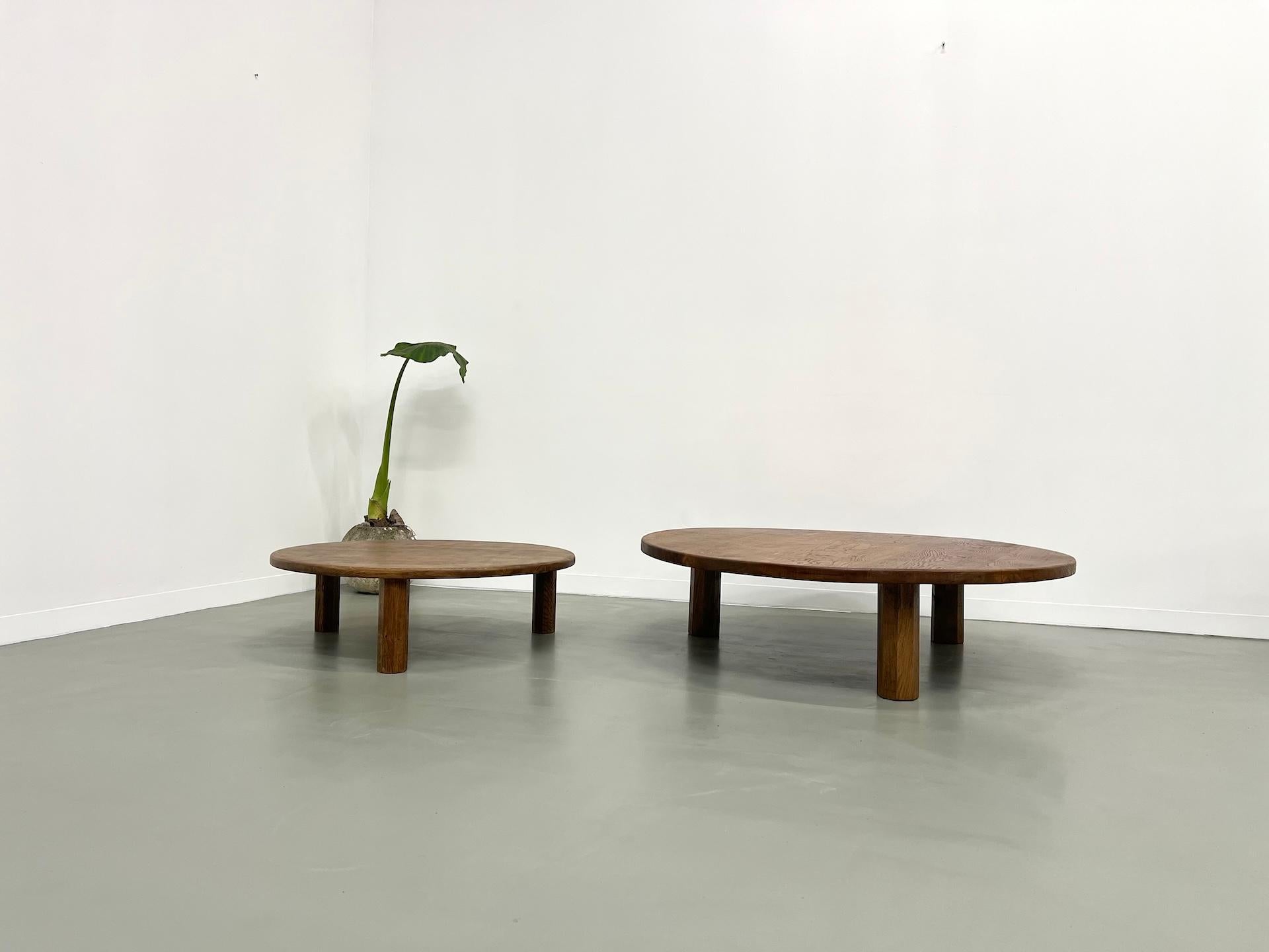 Mid-20th Century Pair of large modernist tripod french coffee tables in oak For Sale