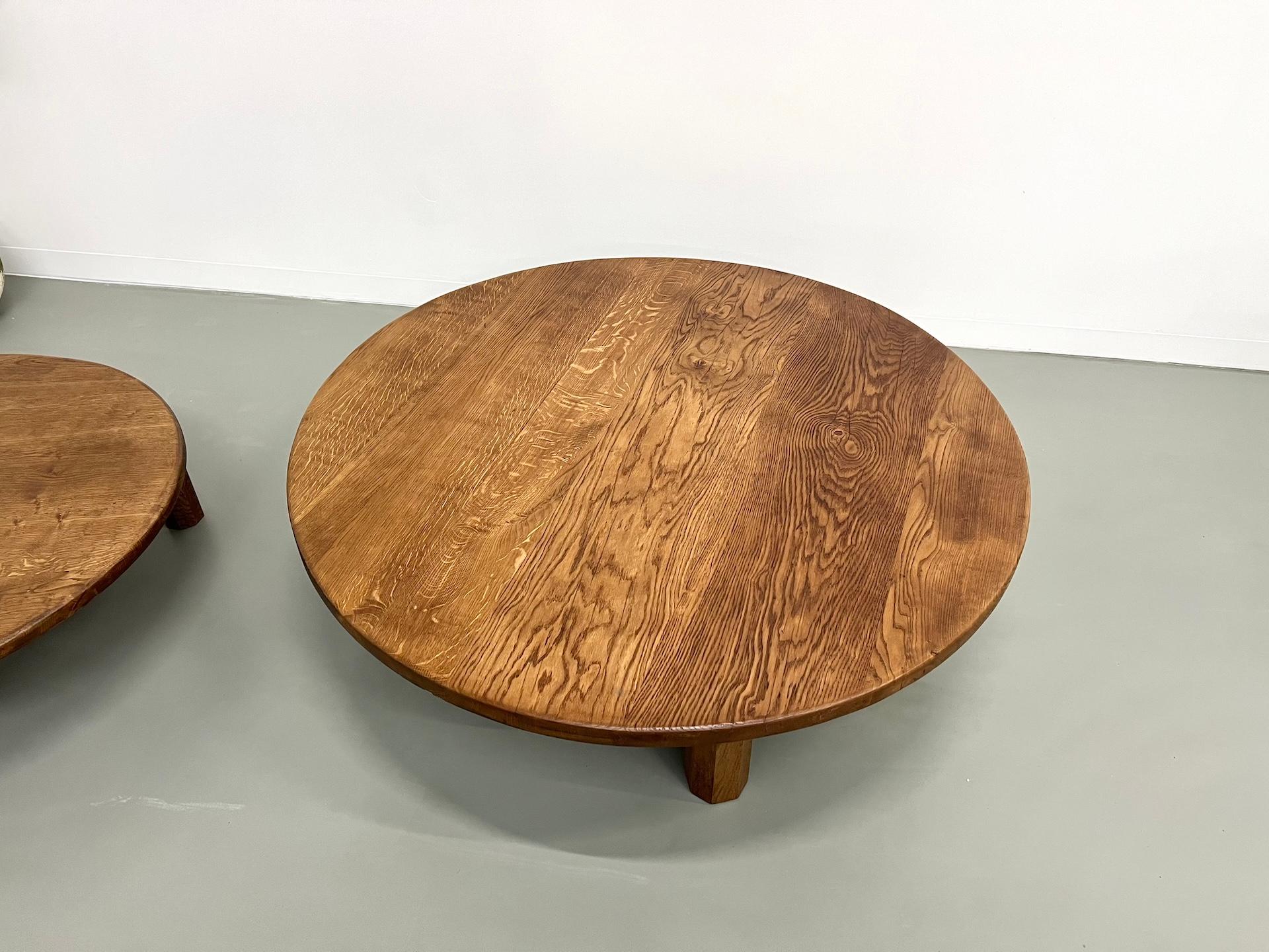 Oak Pair of large modernist tripod french coffee tables in oak For Sale