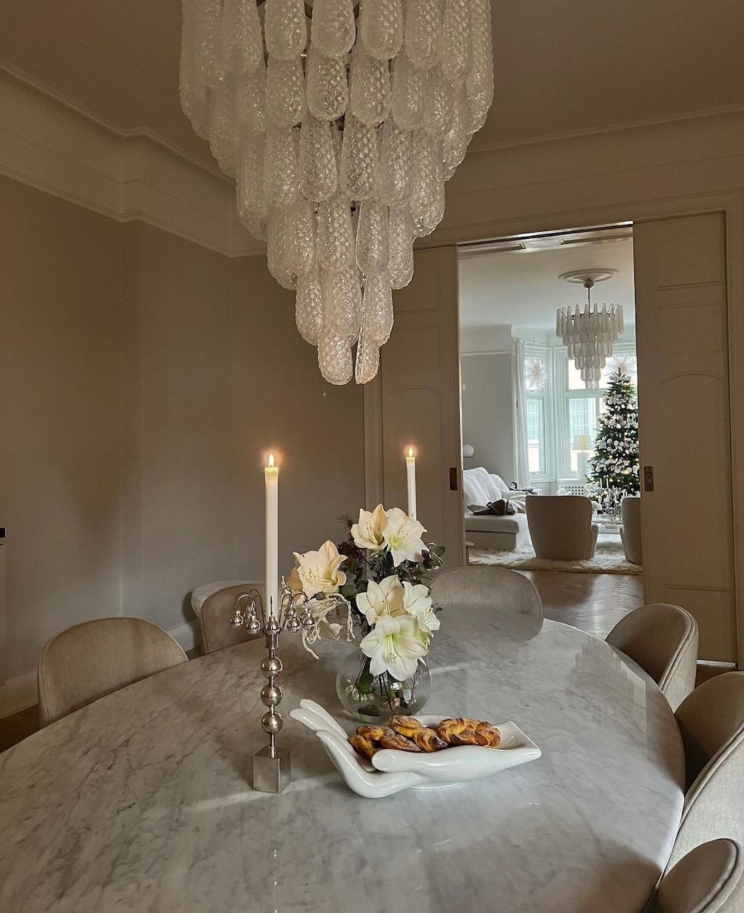 Coppia di grandi lampadari di Murano nello stile di Venini. in vendita 3