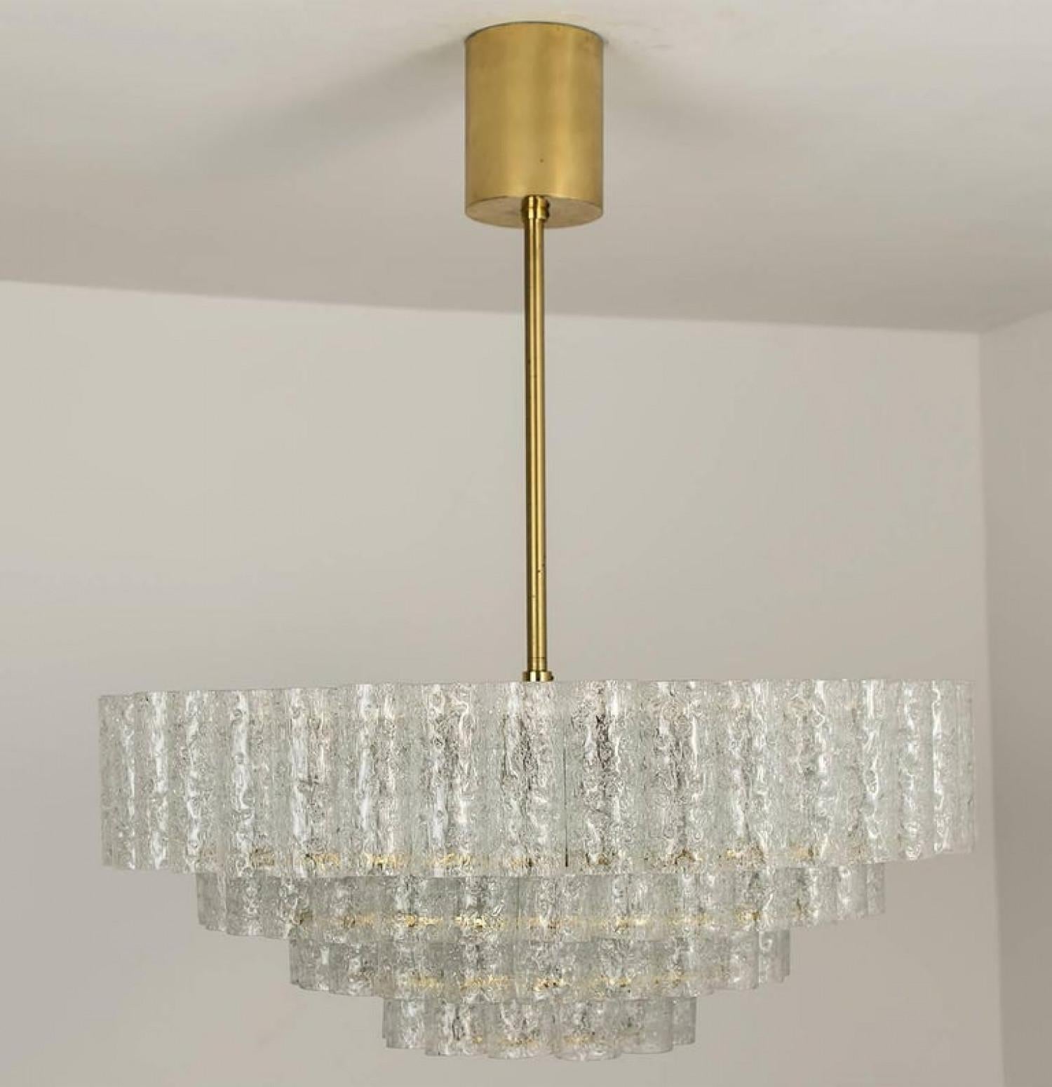 Paire de grands lustres en verre de Murano par Doria, années 1960 en vente 2