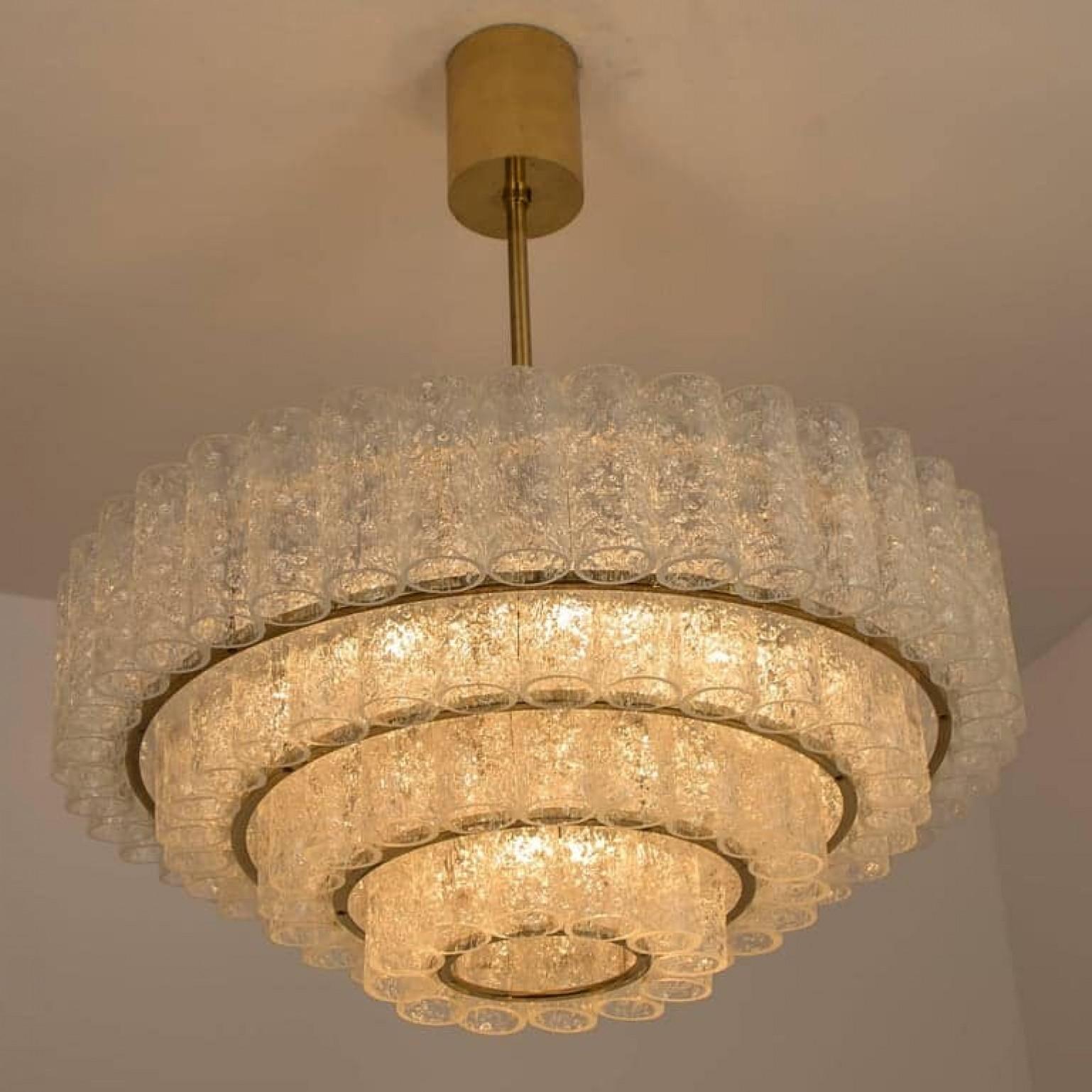 Autre Paire de grands lustres en verre de Murano par Doria, années 1960 en vente