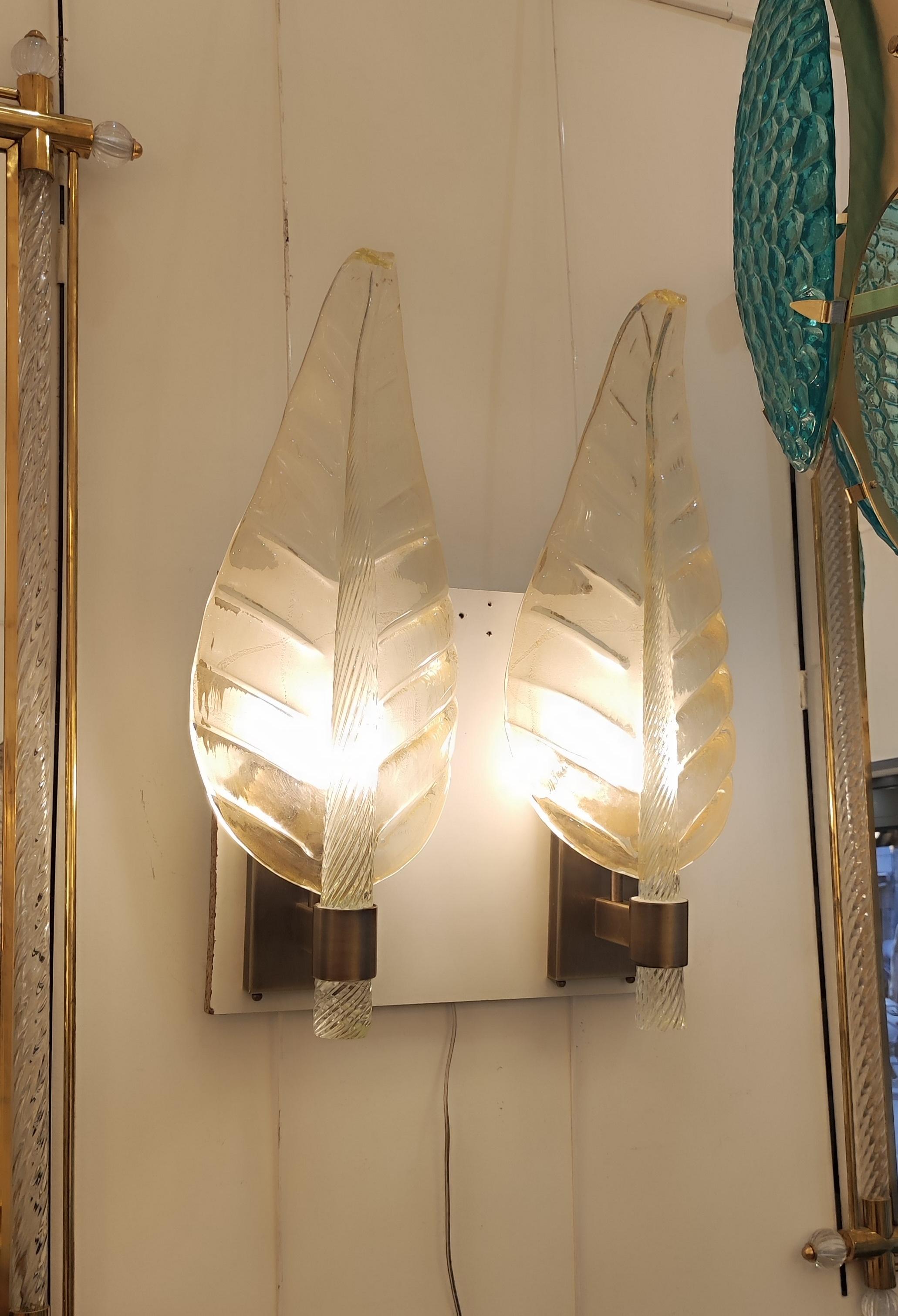 Pair of Large Murano Glass Leaves Sconces in Barovier Style For Sale 2