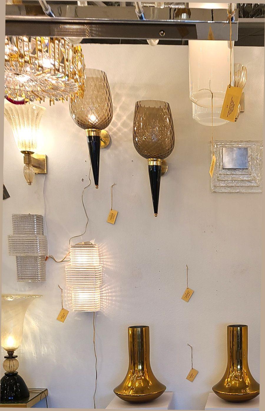 Laiton Paire de grandes appliques en verre de Murano, Italie en vente