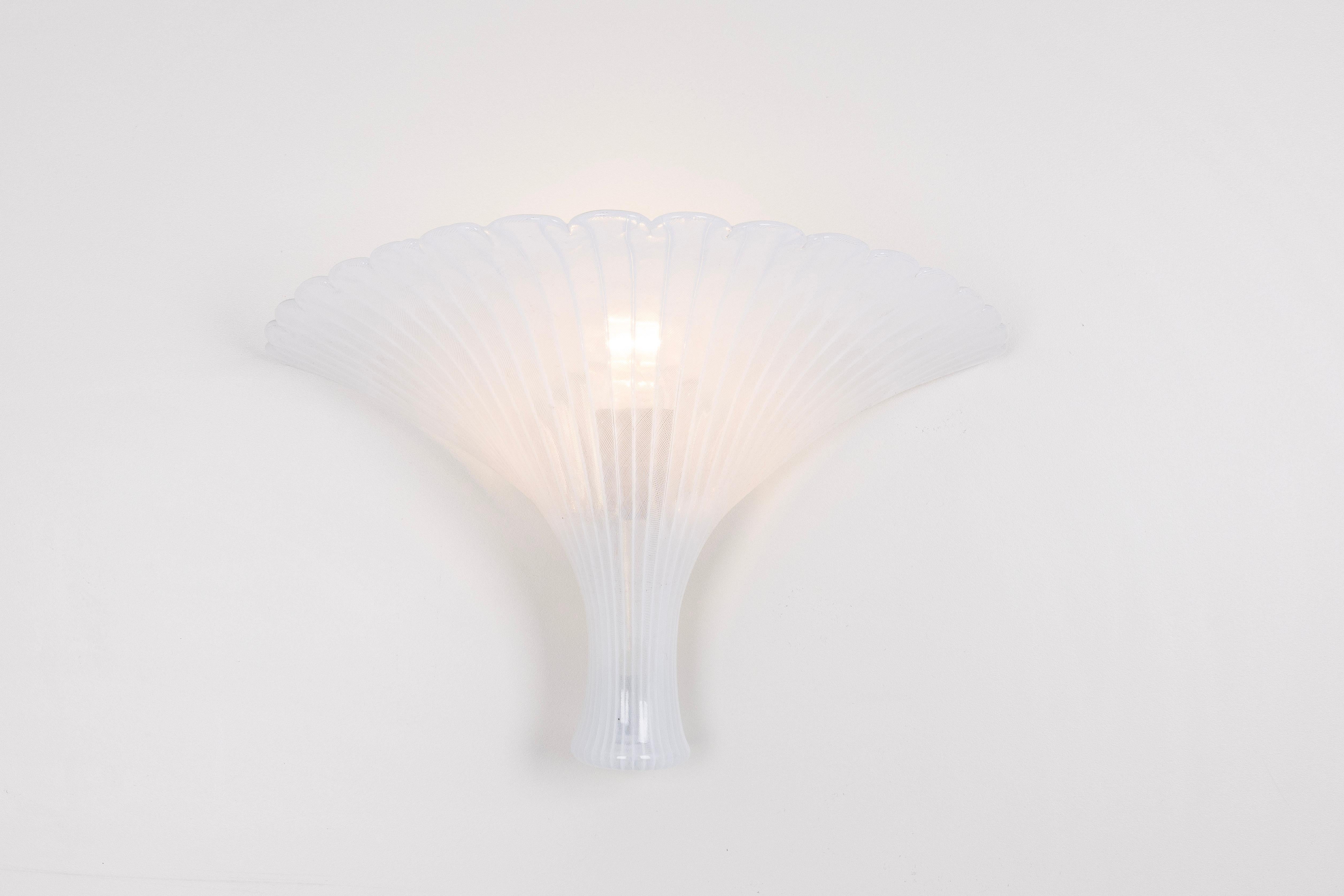 Fine XX secolo Coppia di grandi applique in vetro di Murano di Barovier&Toso, Italia, anni '70 in vendita