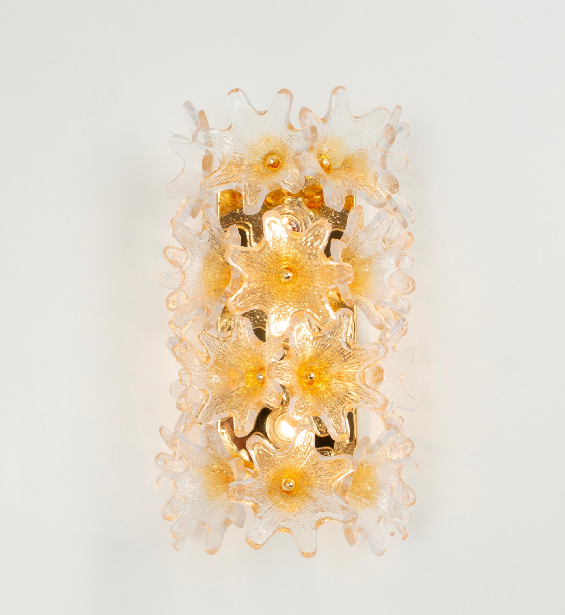 Late 20th Century Pair of Large Murano Glass Wall Sconce by VeArt, Italy, 1980s For Sale