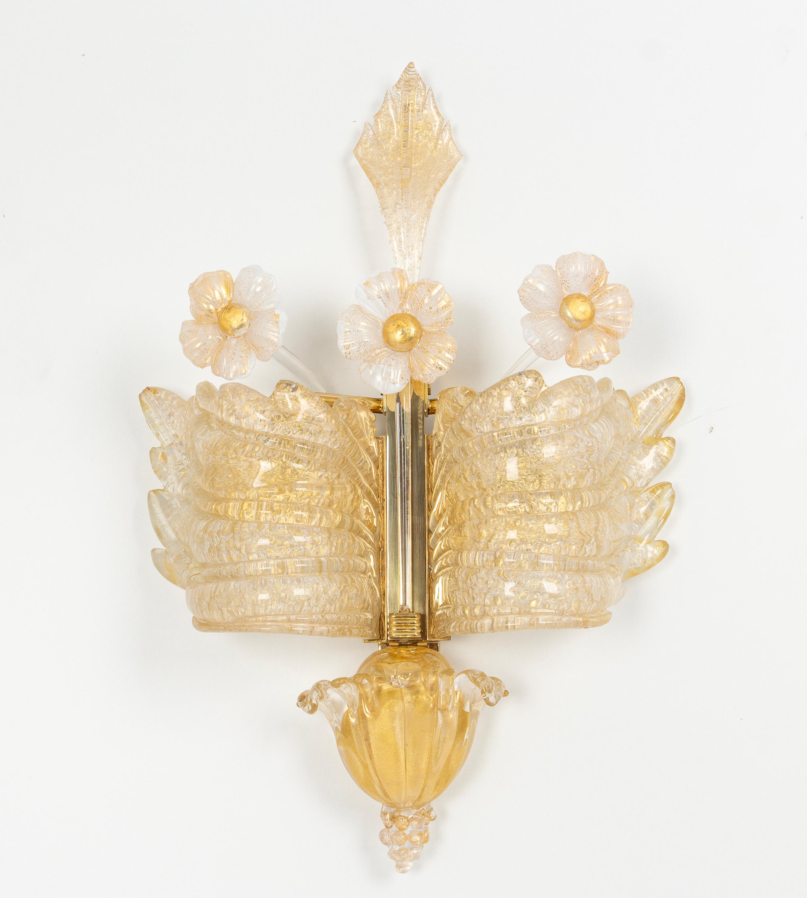Pair of Large Murano Glass Wall Sconces by Barovier & Toso, Italy, 1970s For Sale 4