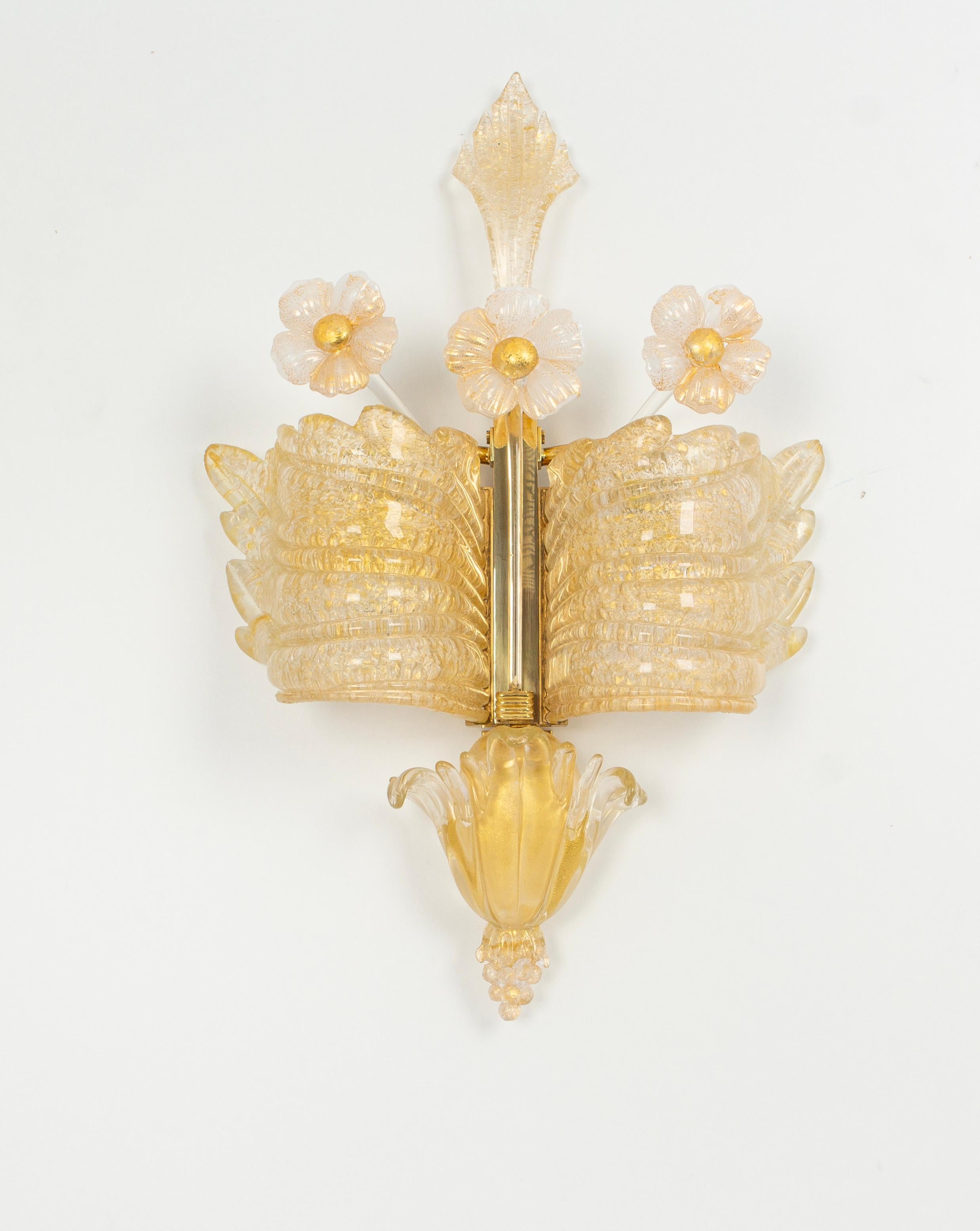 Mid-Century Modern Pair of Large Murano Glass Wall Sconces by Barovier & Toso, Italy, 1970s For Sale