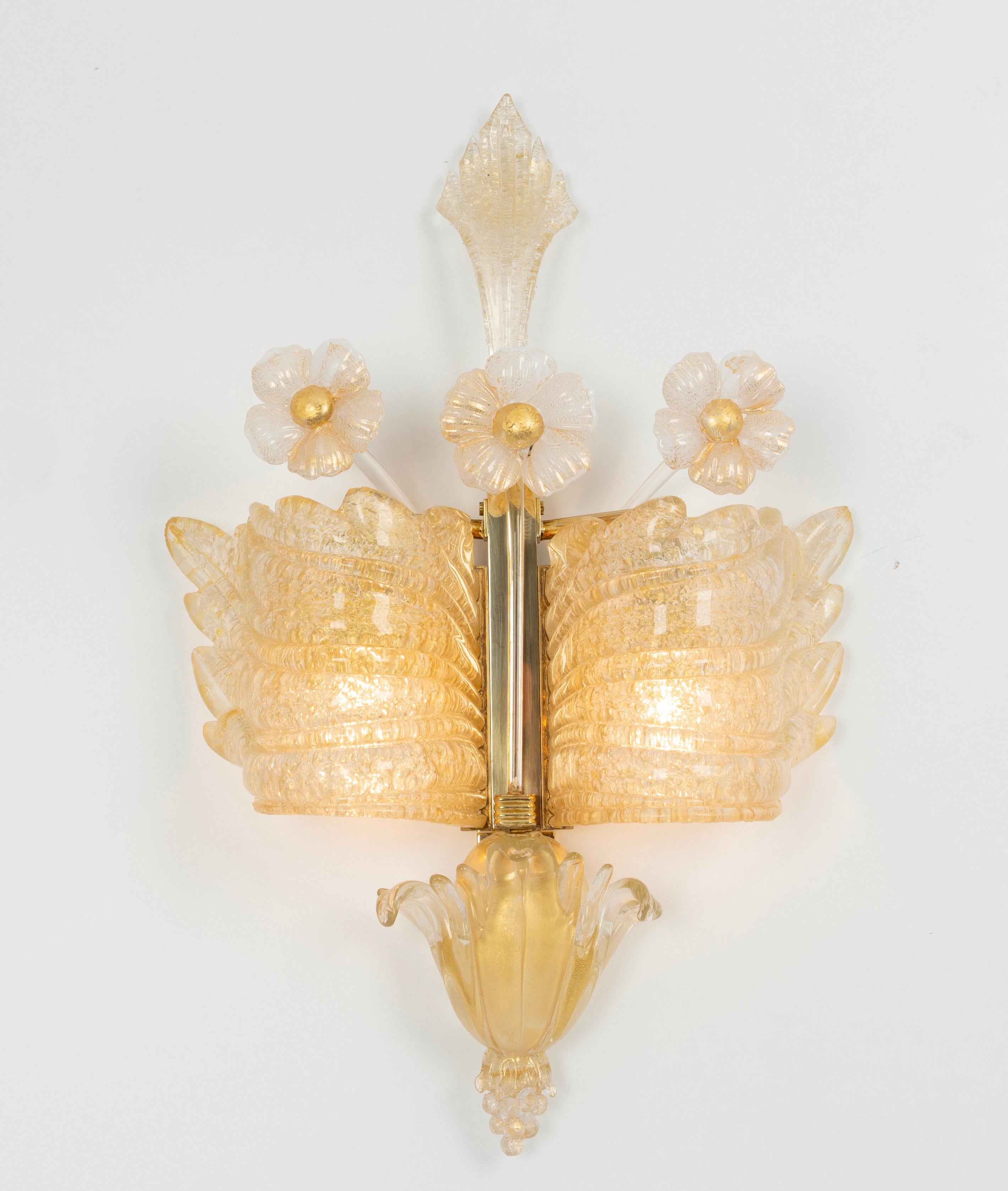Late 20th Century Pair of Large Murano Glass Wall Sconces by Barovier & Toso, Italy, 1970s For Sale