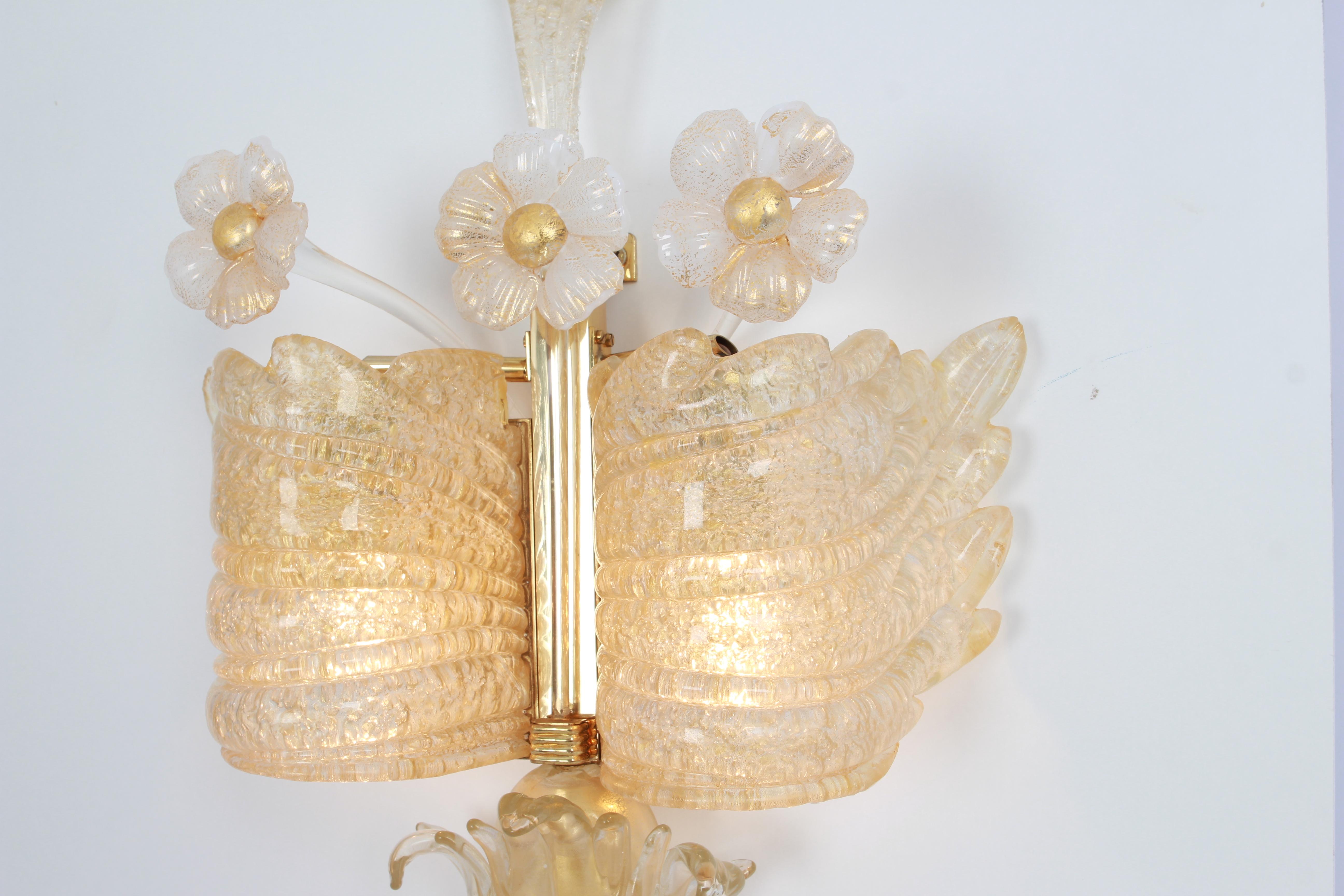 Pair of Large Murano Glass Wall Sconces by Barovier & Toso, Italy, 1970s For Sale 1