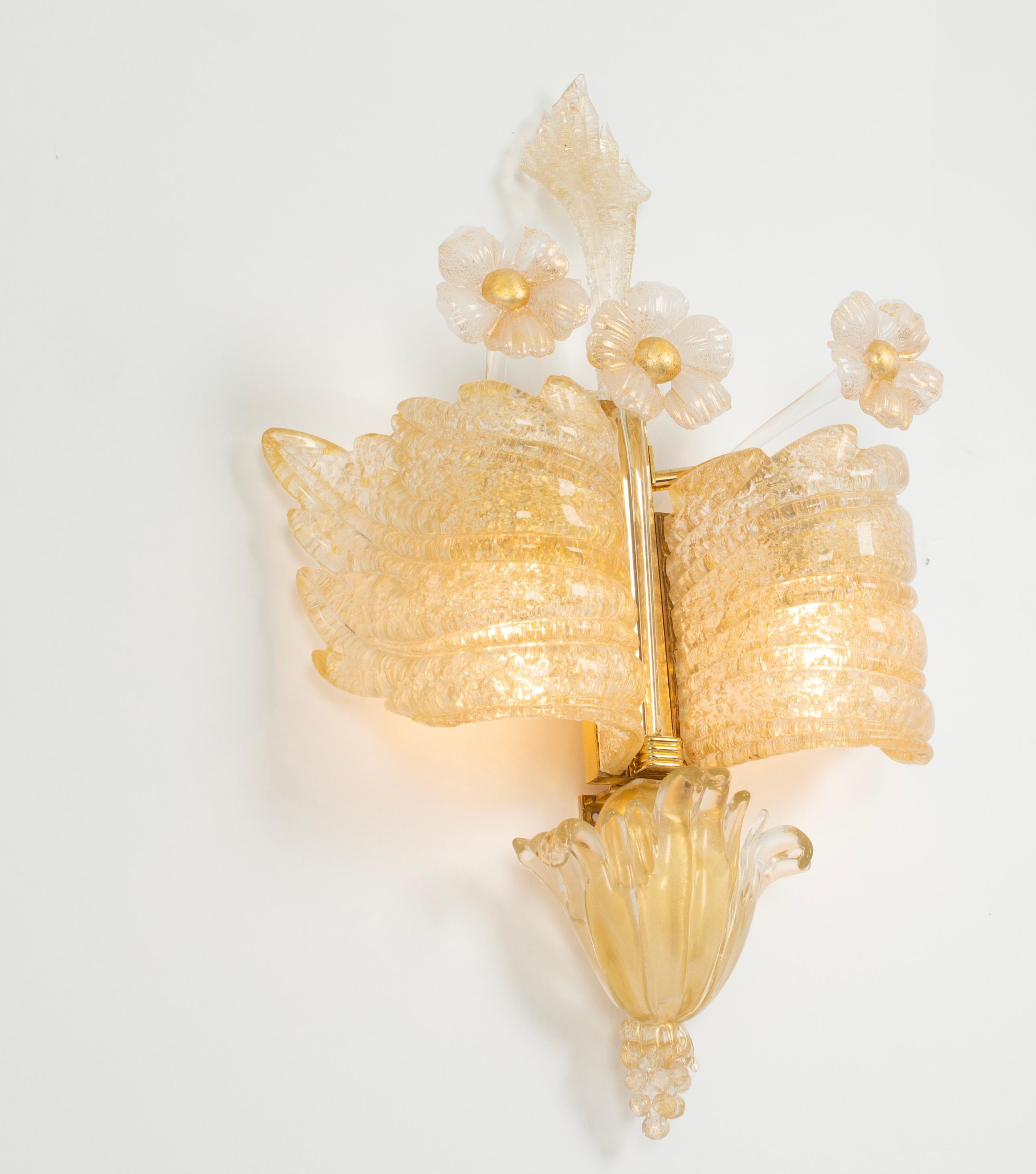 Pair of Large Murano Glass Wall Sconces by Barovier & Toso, Italy, 1970s For Sale 2