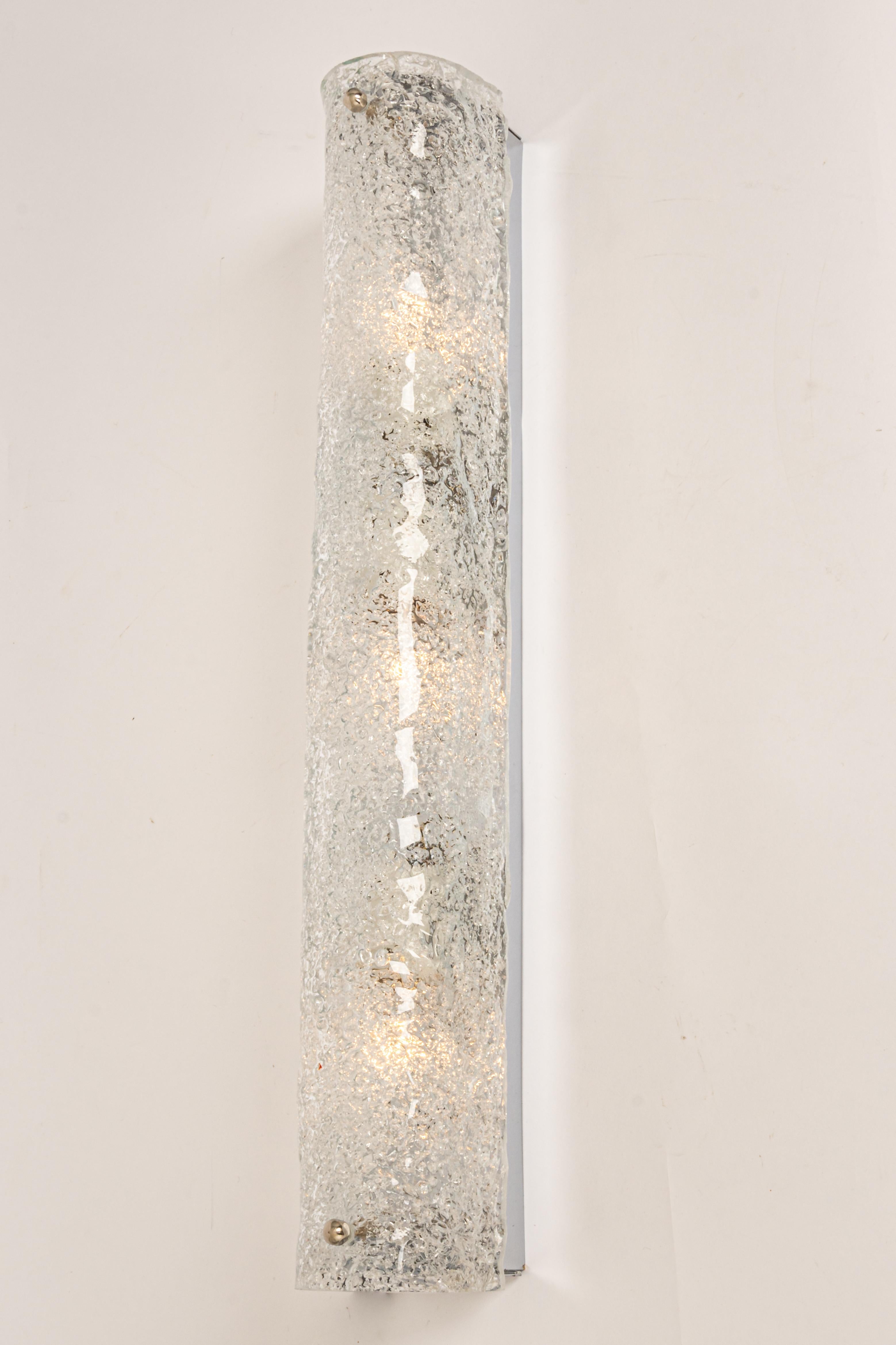 Mid-Century moderno Coppia di grandi lampade da parete moderniste in vetro di Murano, Germania, anni '1960 in vendita