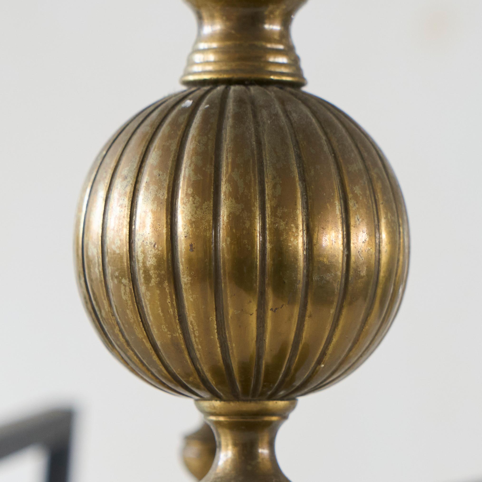 Pair of Large Neoclassical Andirons in Patinated Brass In Good Condition For Sale In Tilburg, NL