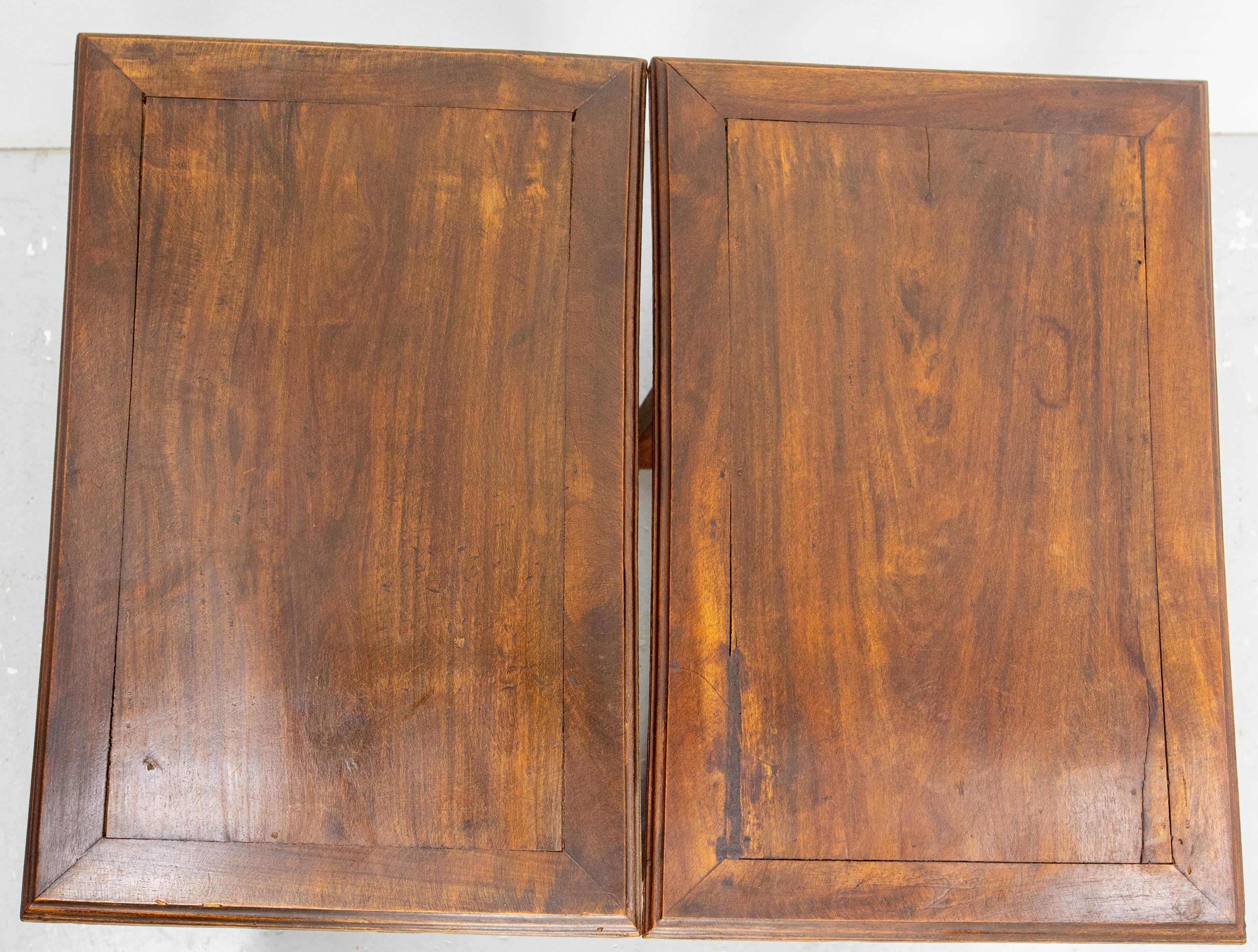 XX secolo Coppia di grandi comodini armadietti da letto in legno esotico, Brasile, circa 1960 in vendita