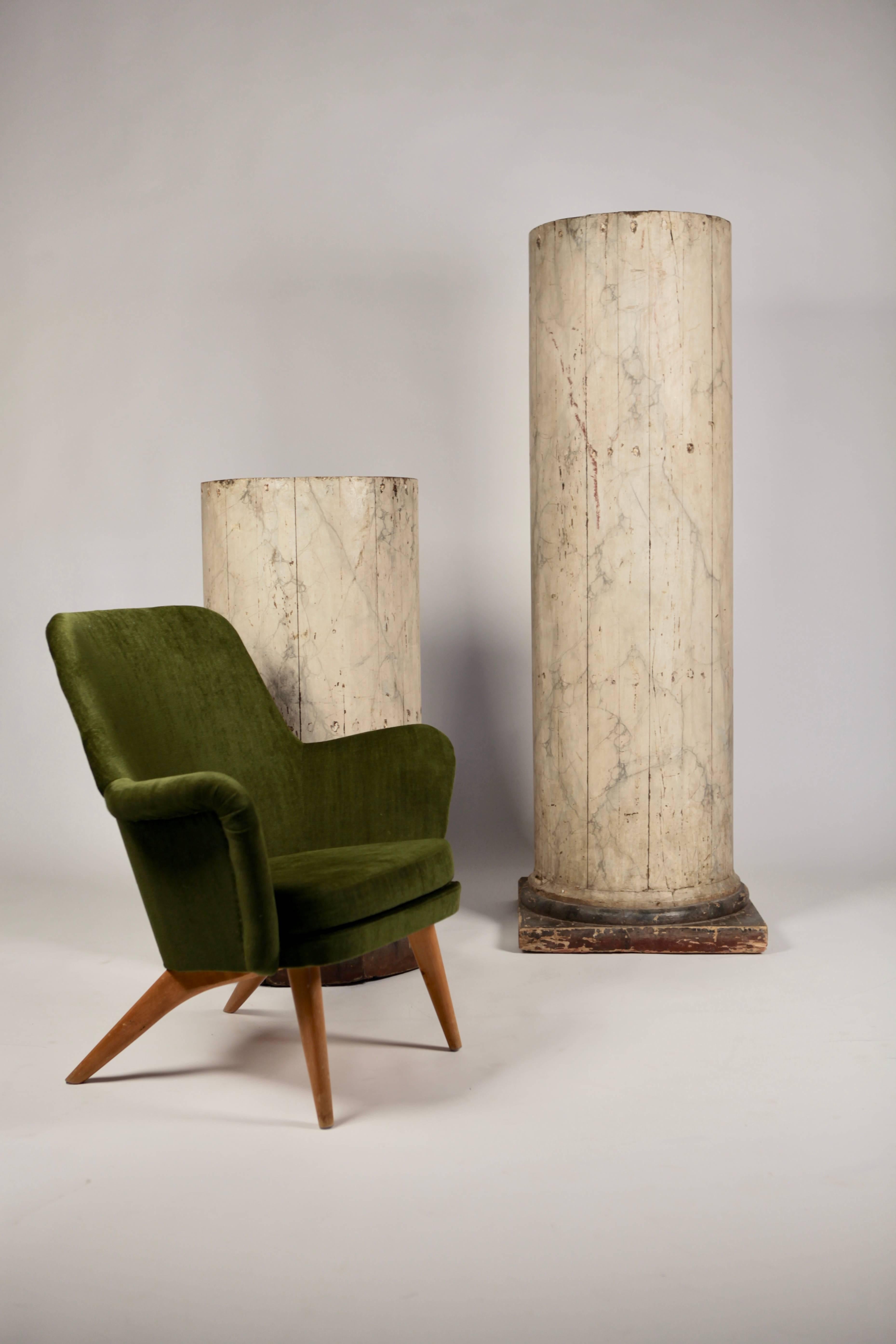 A pair of exceptional large North Italian wood columns
North-Italy early 19th century
Poli chrome marbled with great patina
Measures: The larger 60cm x 60cm base.50cm Ø, 171cm high
The smaller 55cm x 55cm base.50cm Ø, 110cm high.