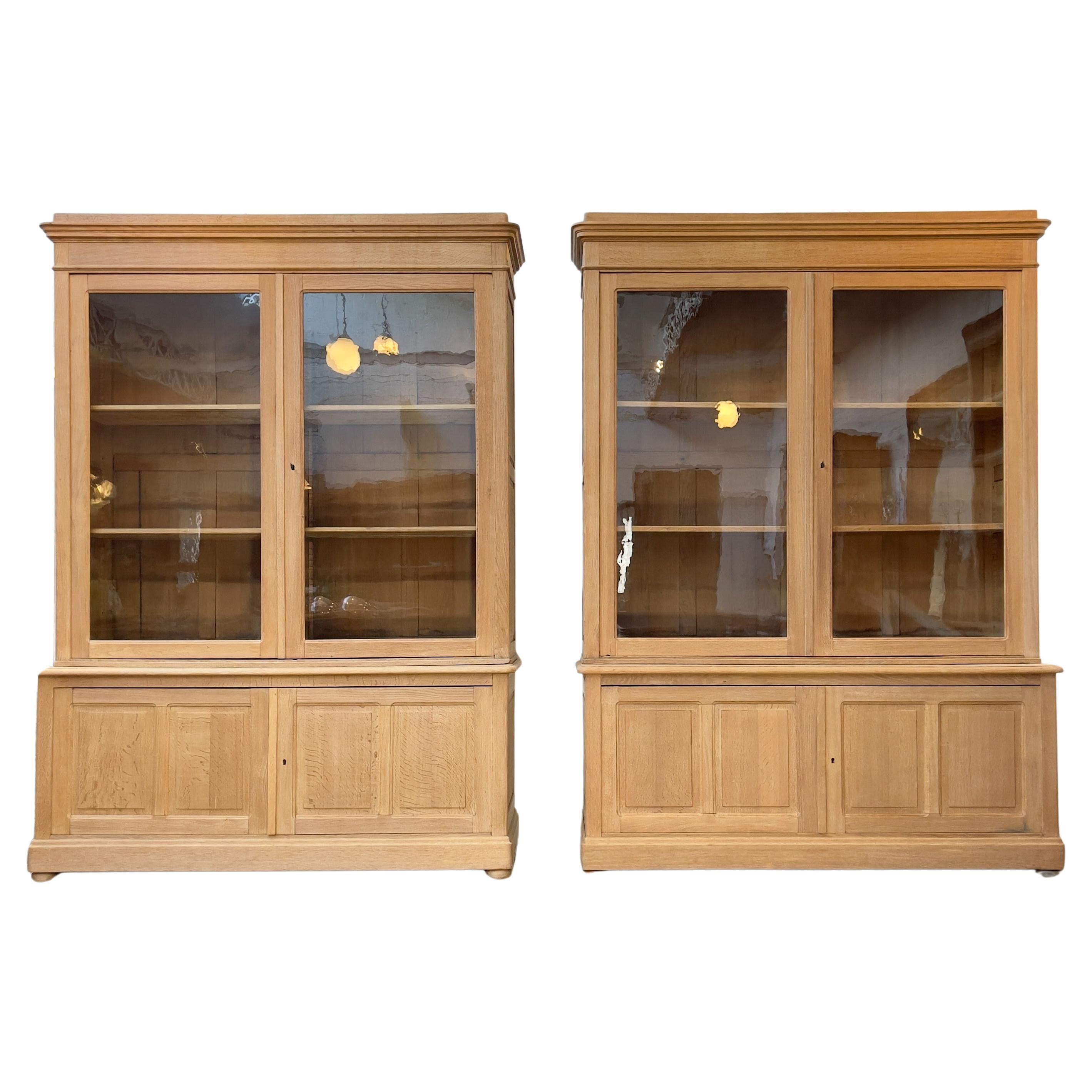 Pair of Large Oak Bookcases Early 20th Century For Sale