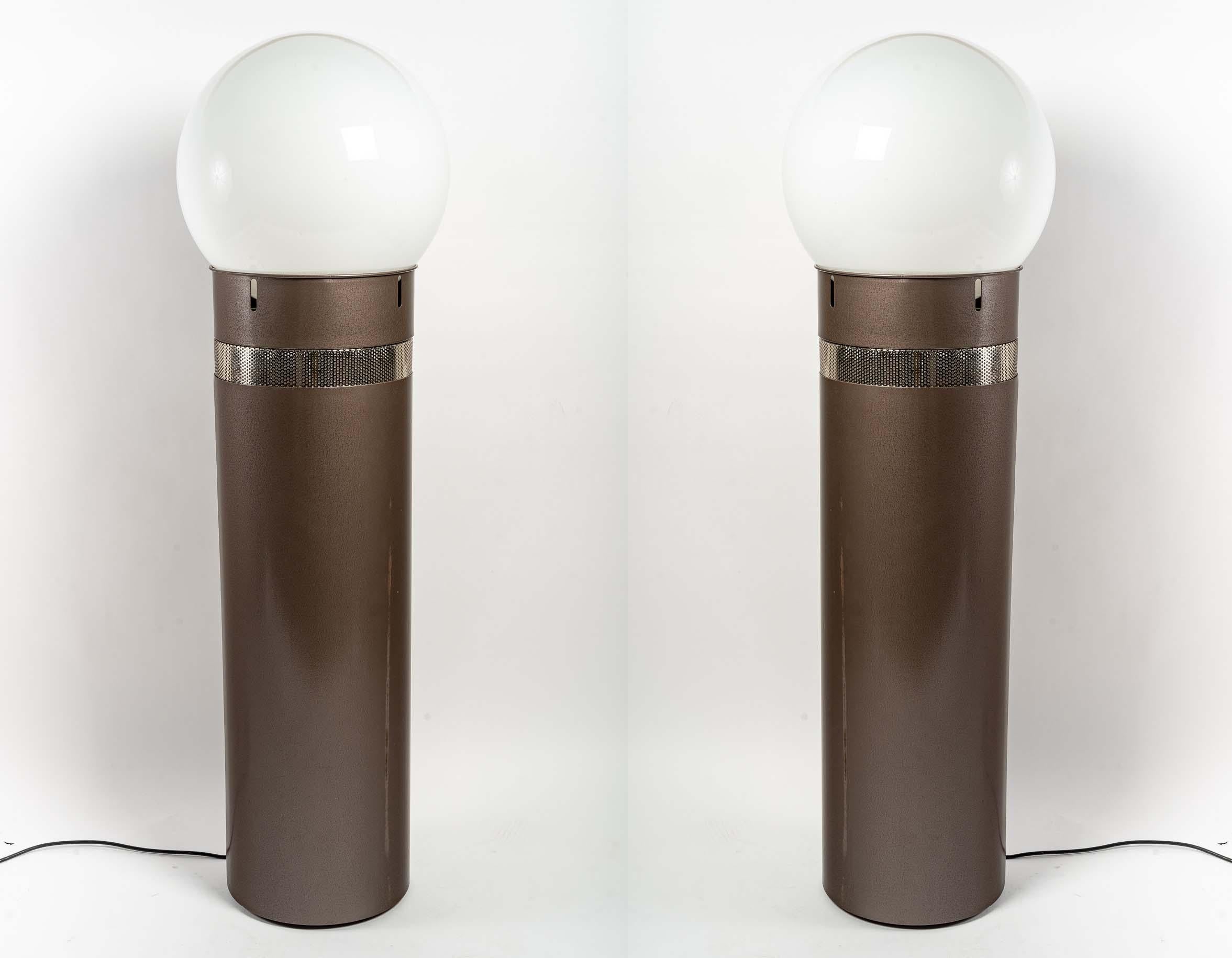Pair of Large Oracolo Lamps by Gae Aulenti, 1970 4