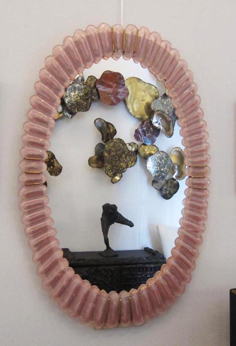 XXIe siècle et contemporain Paire de grands miroirs ovales en verre de Murano rose, en stock en vente