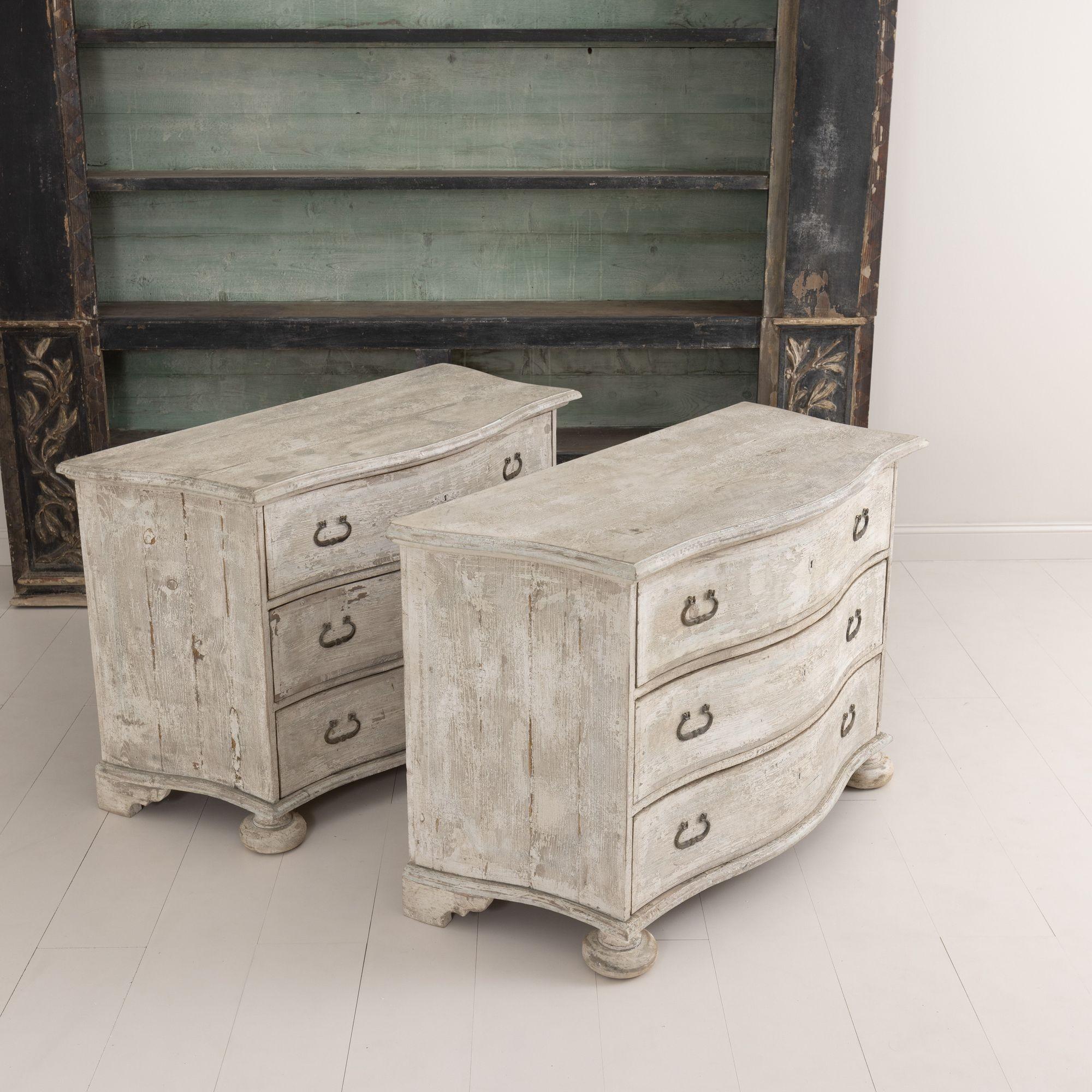 Pair of Large Painted Italian Baroque Style Bedside Commodes 4
