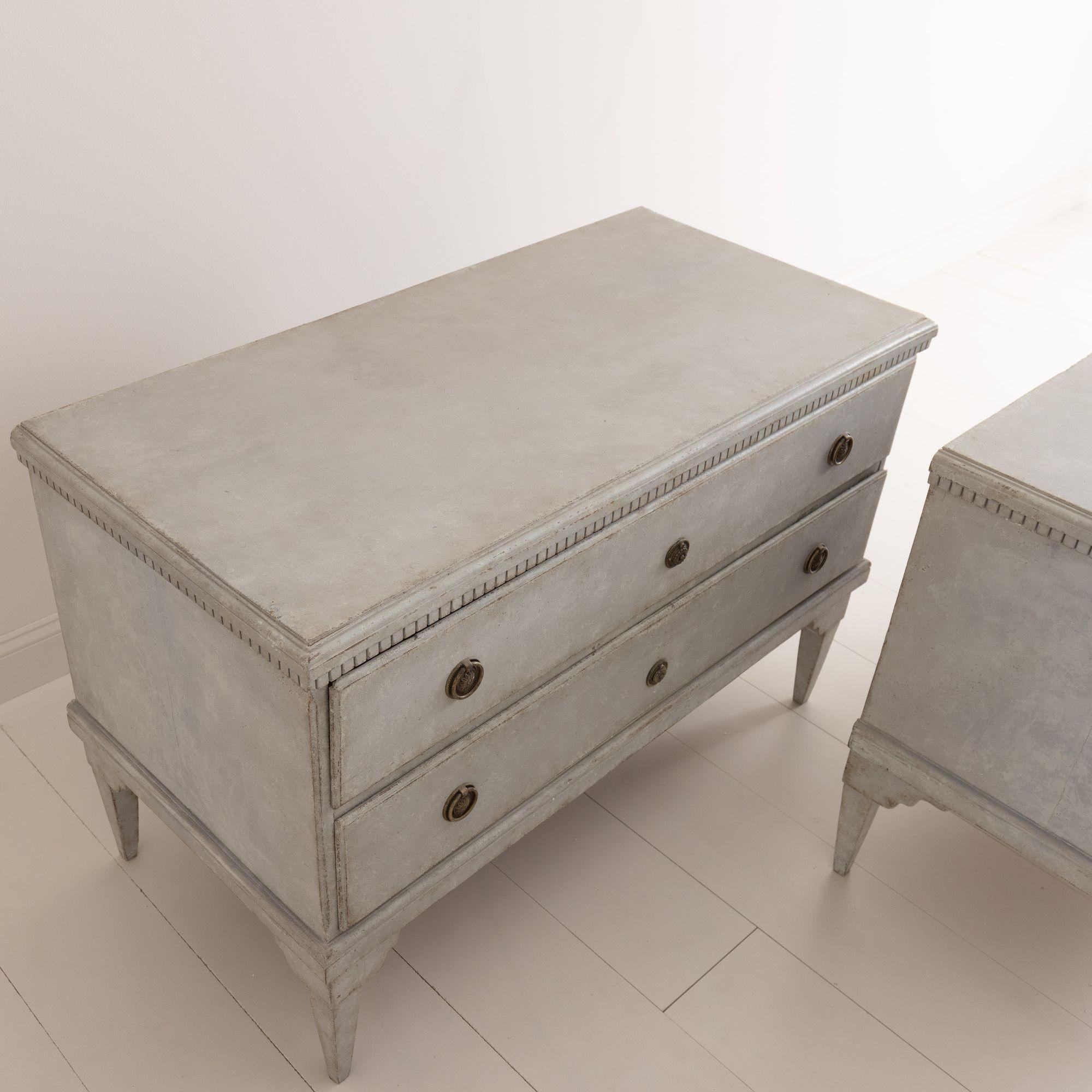 Pair of Large Painted Swedish Gustavian Chests, 18th Century 6