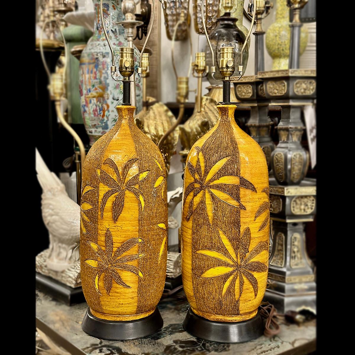 Pair of Large Palm Tree Lamps In Good Condition For Sale In New York, NY