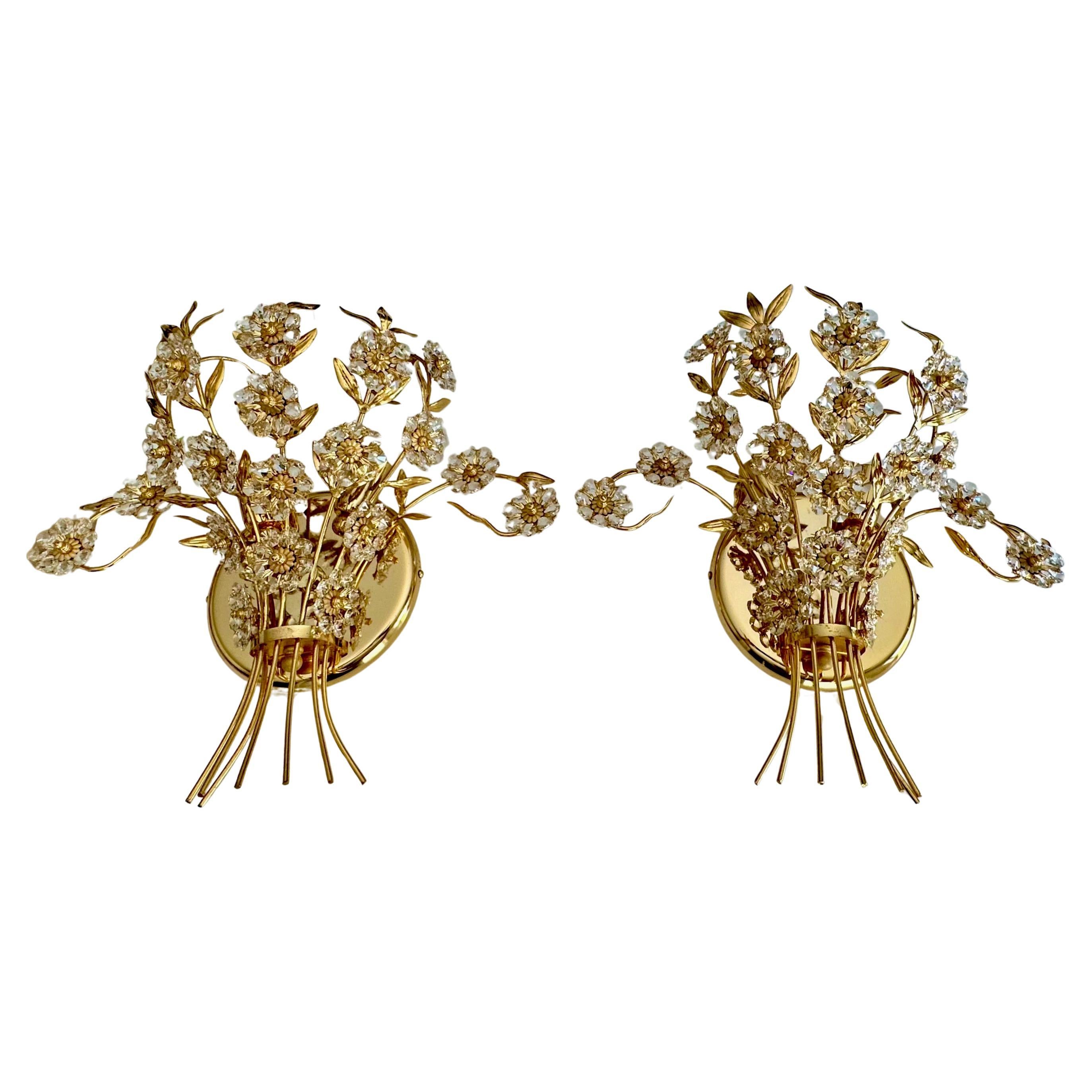 Coppia di grandi lampade da parete in cristallo di Palwa e fiori d'oro