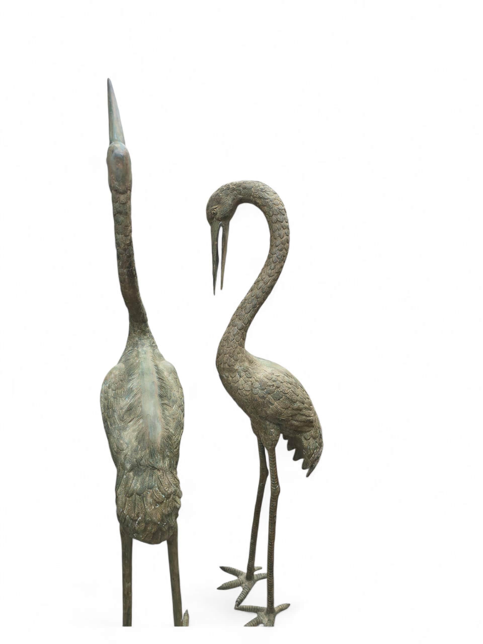 Coppia di grandi sculture di aironi in bronzo patinato, XX secolo 180 CM in vendita 2