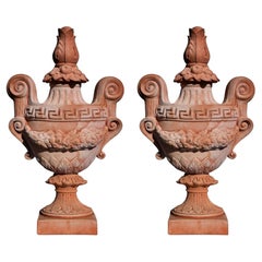 PAIR OF LARGE PILLAR VASE WITH TERRACOTTA FESTOONS 21th Century
